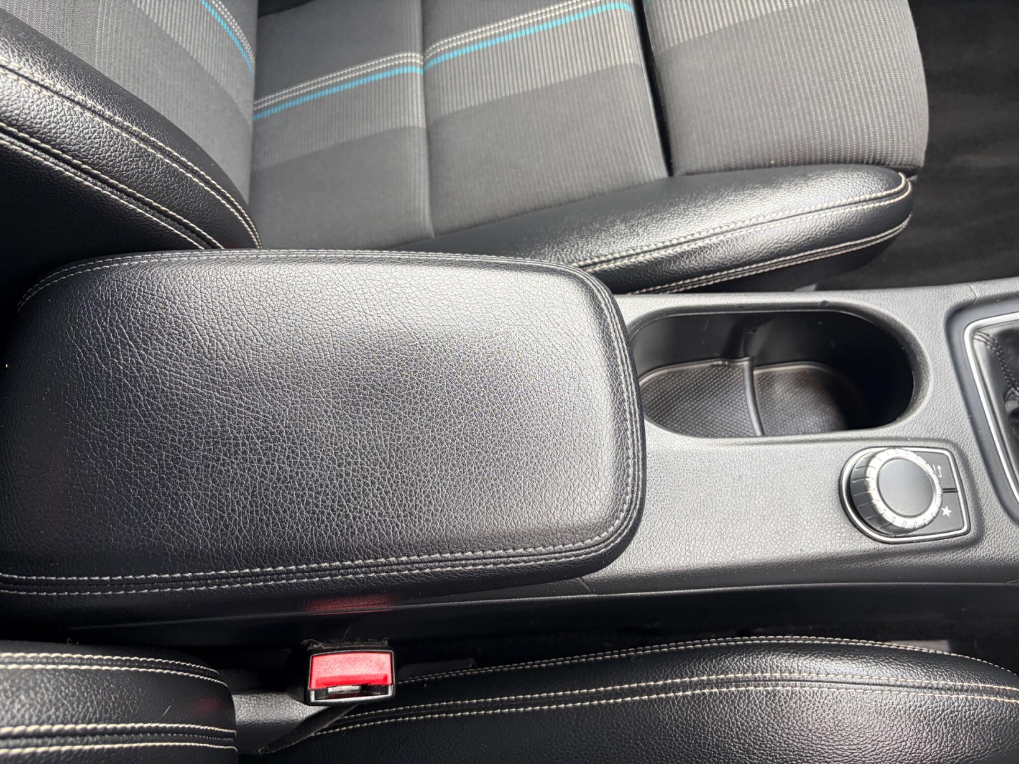 Mercedes-Benz Cla view 53