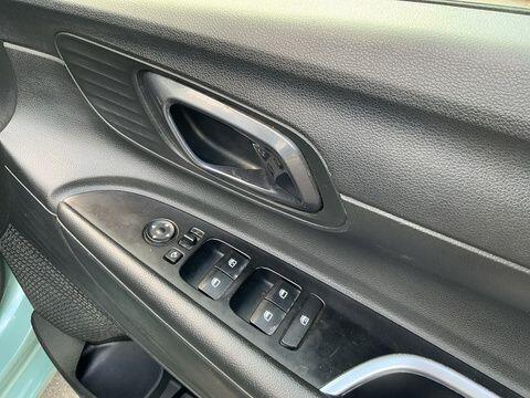 Hyundai i20 view 12