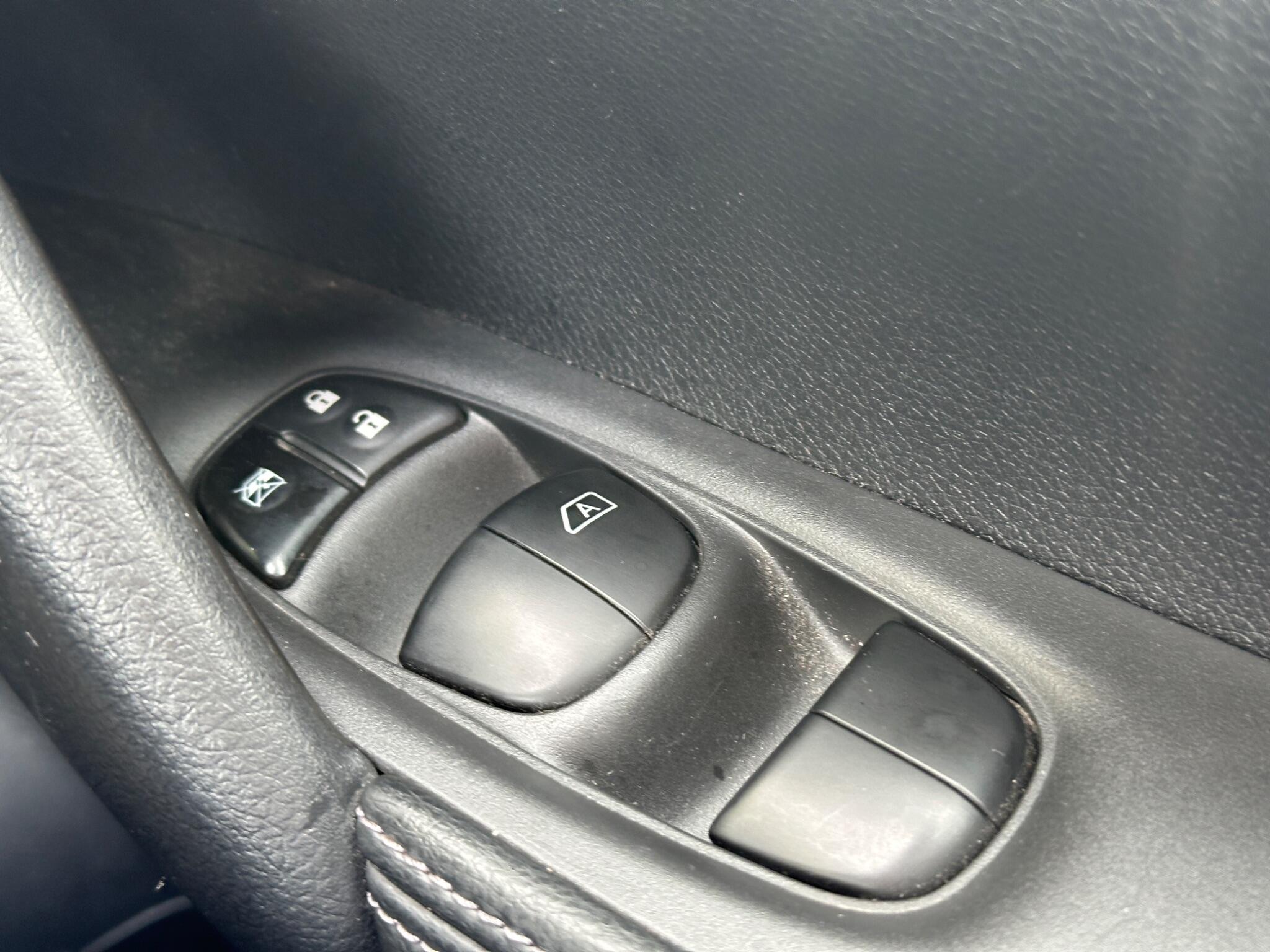 Nissan X-Trail view 49