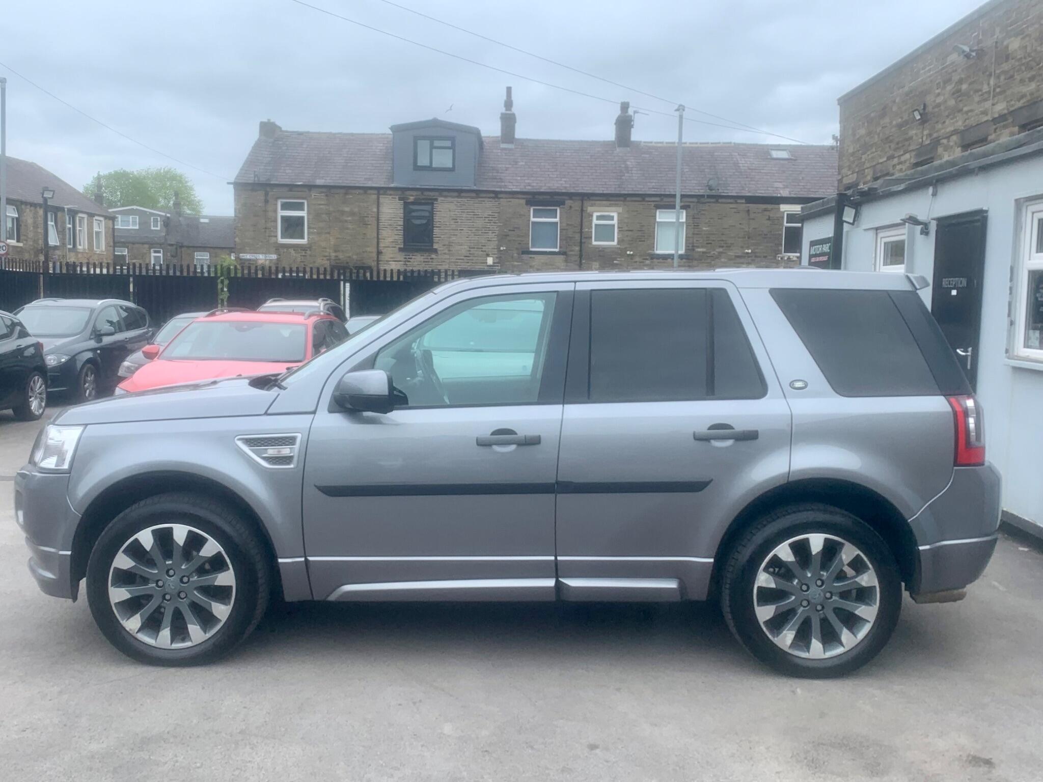 Land Rover Freelander 2 view 7