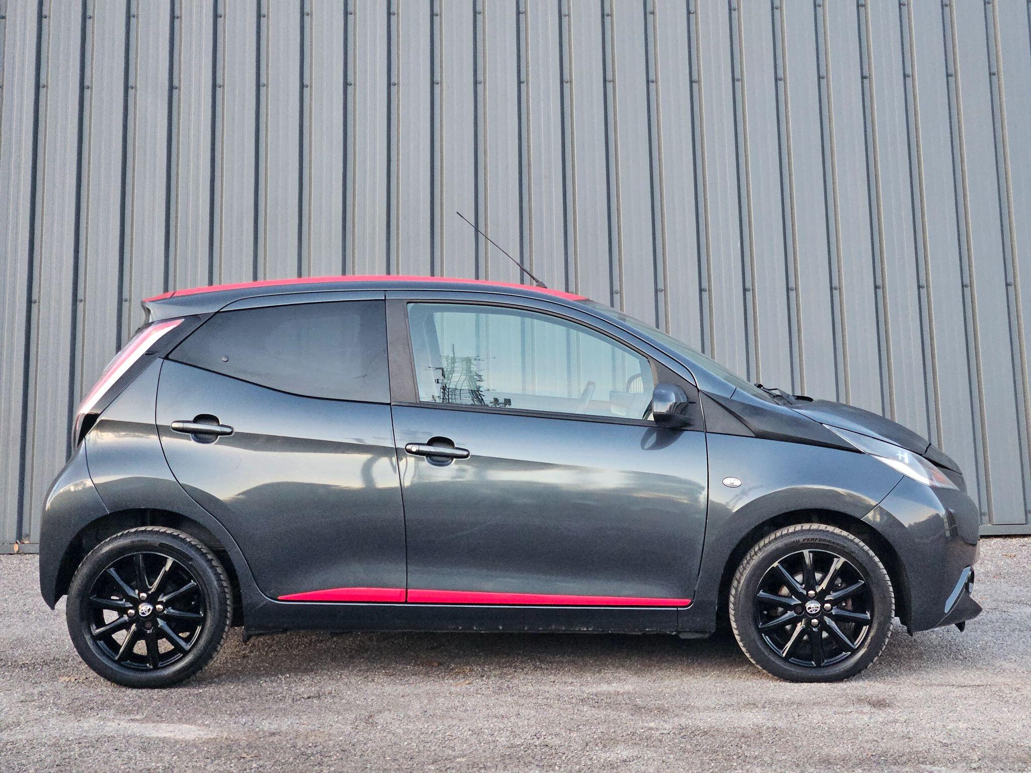 2018 Toyota AYGO 1.0 VVT-i x-press Euro 6 5dr • 14,600 miles image 5