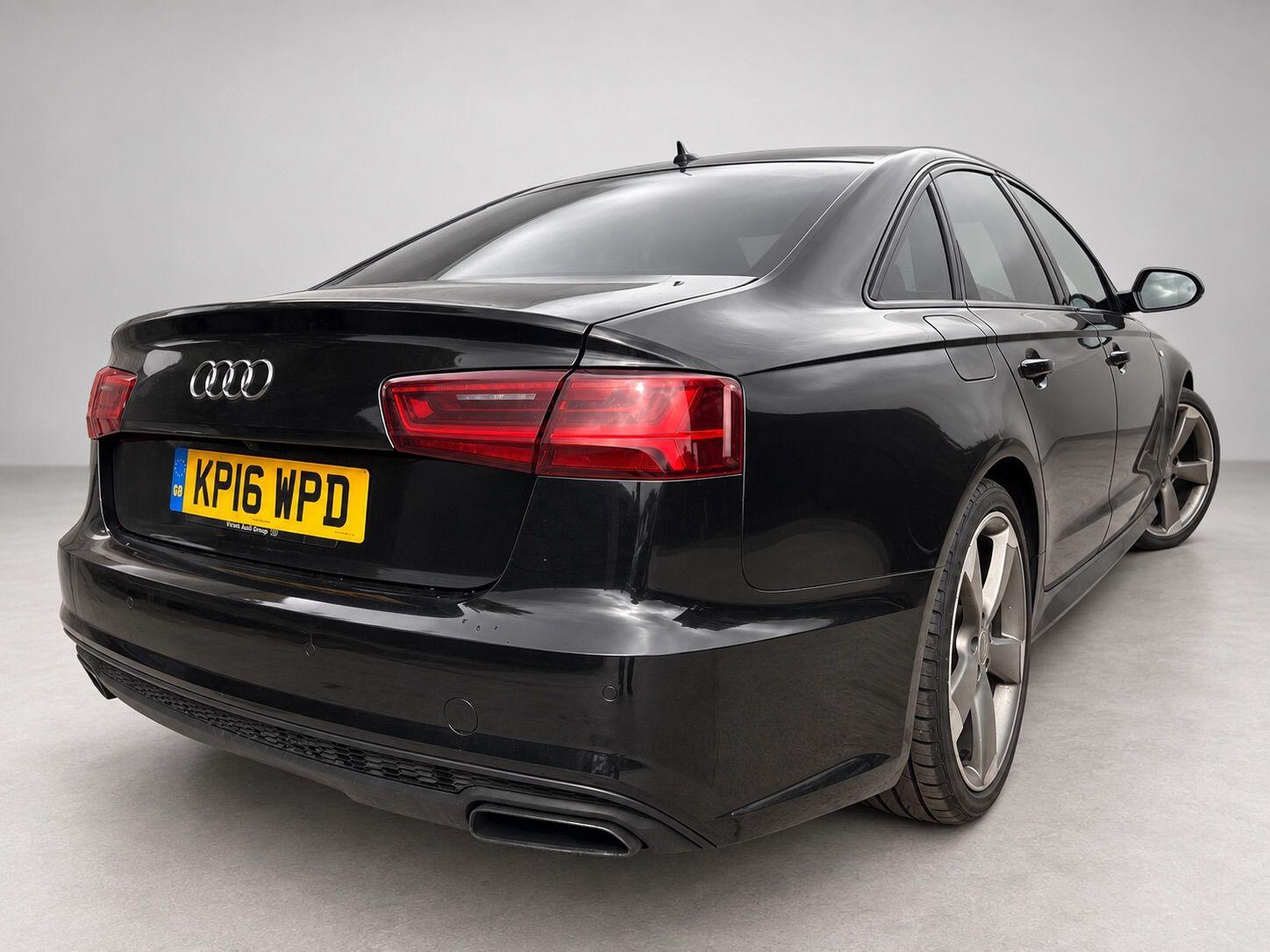 Audi A6 view 14