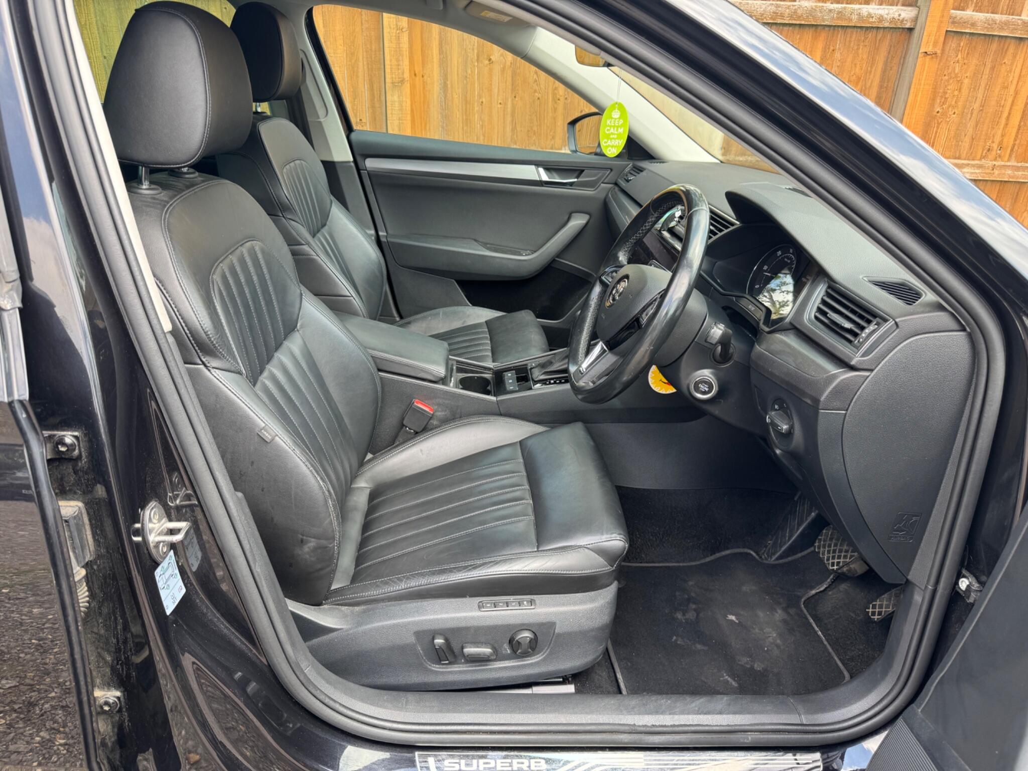 Skoda Superb view 13