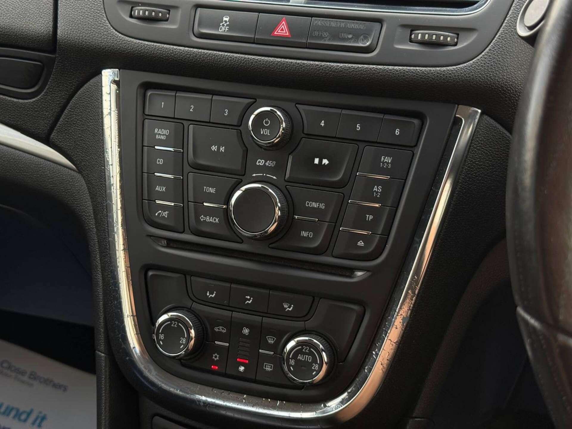 Vauxhall Mokka view 58