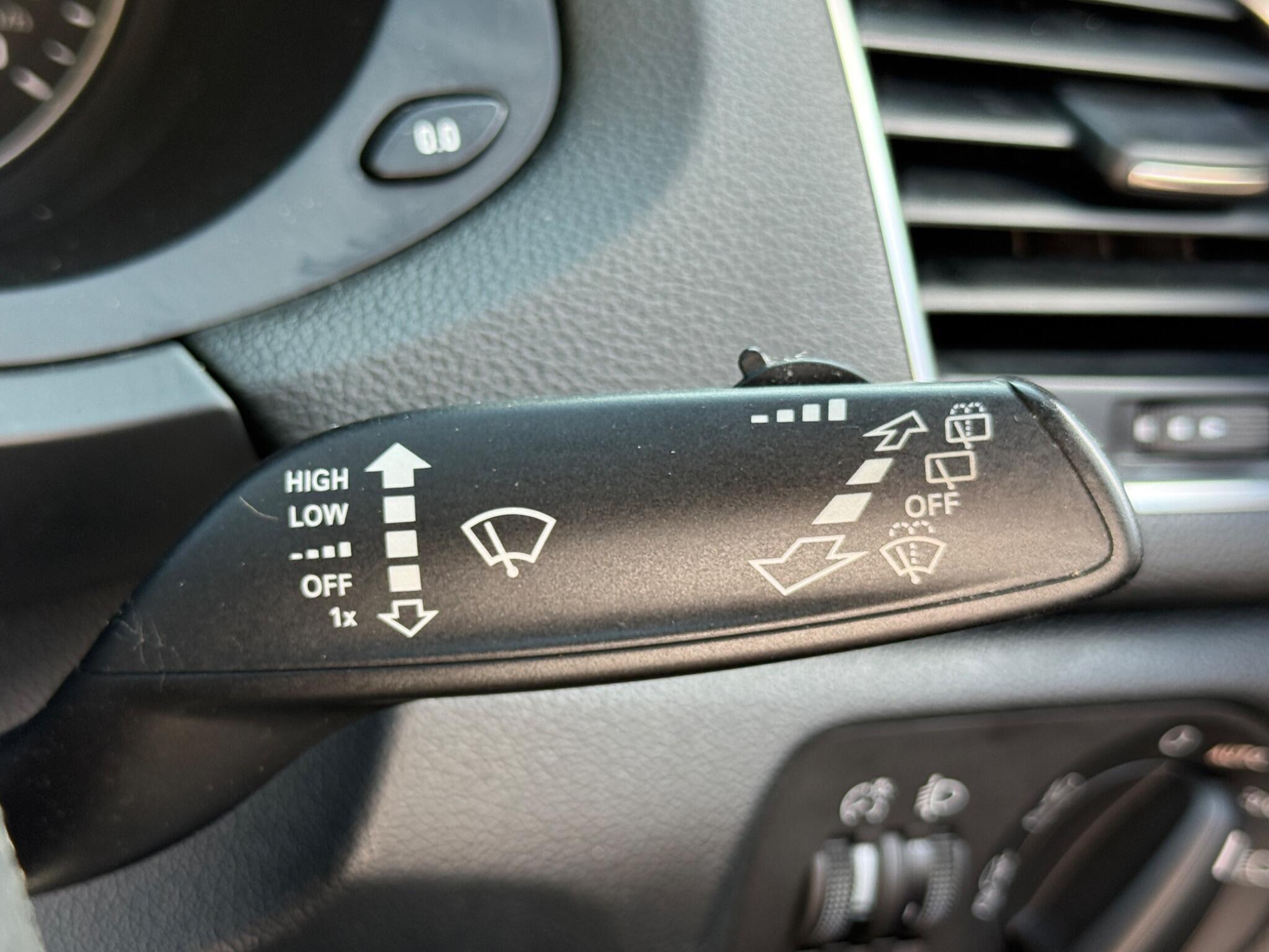 Audi Q3 - Image 73