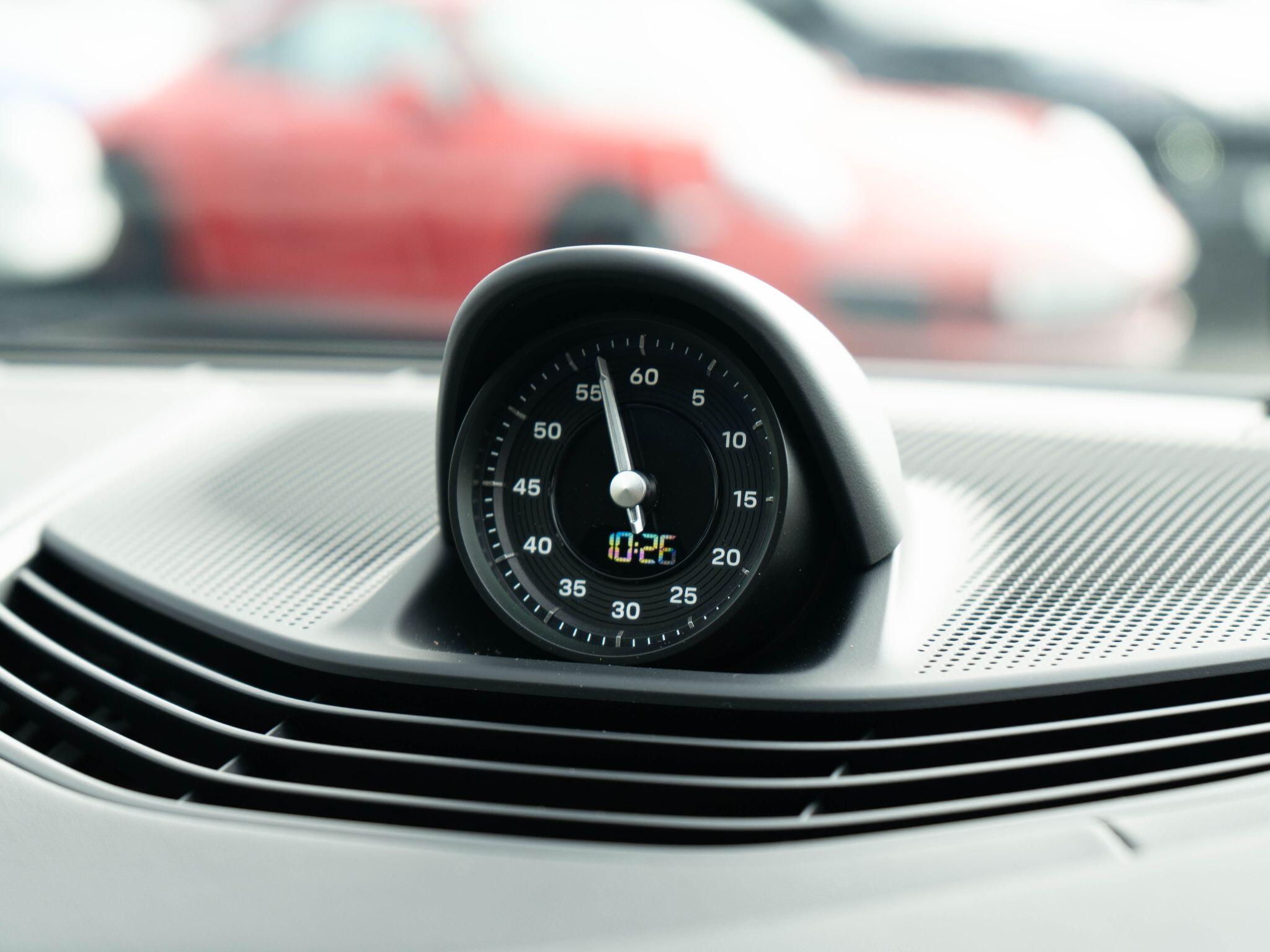 Porsche Taycan view 102