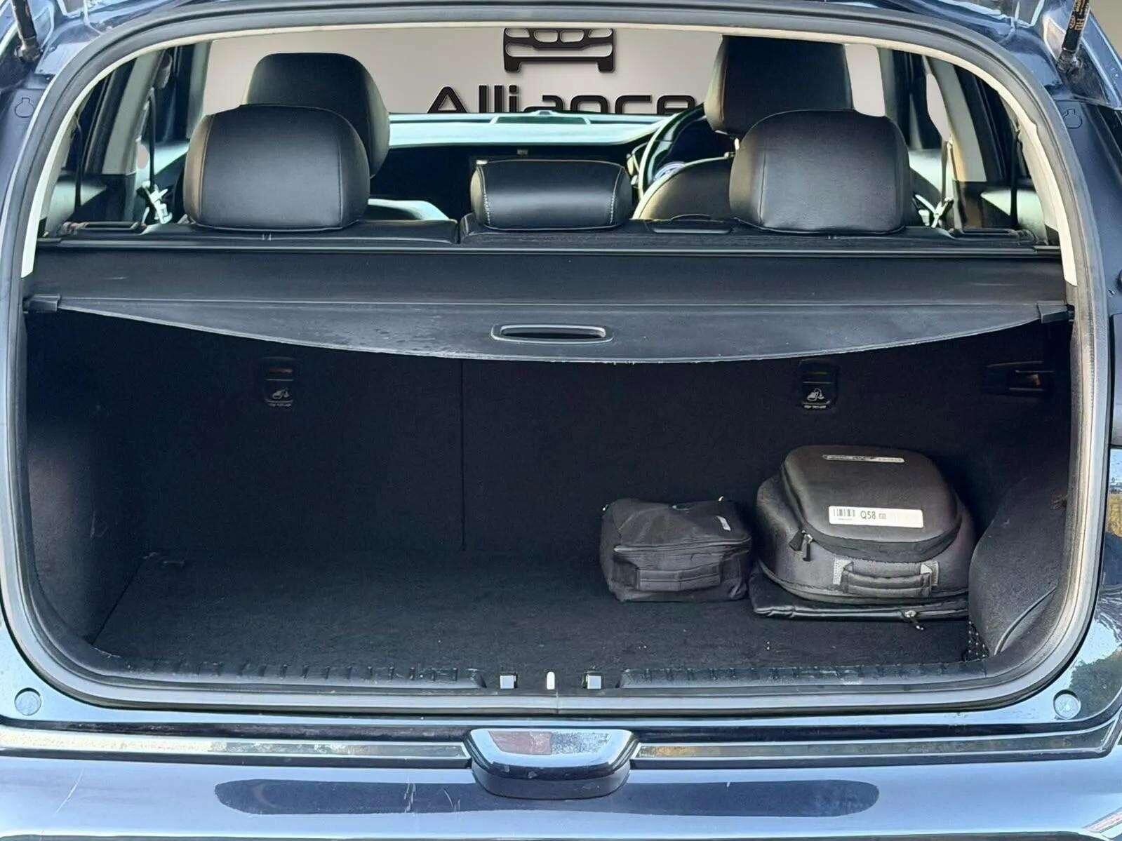 Kia Niro view 48