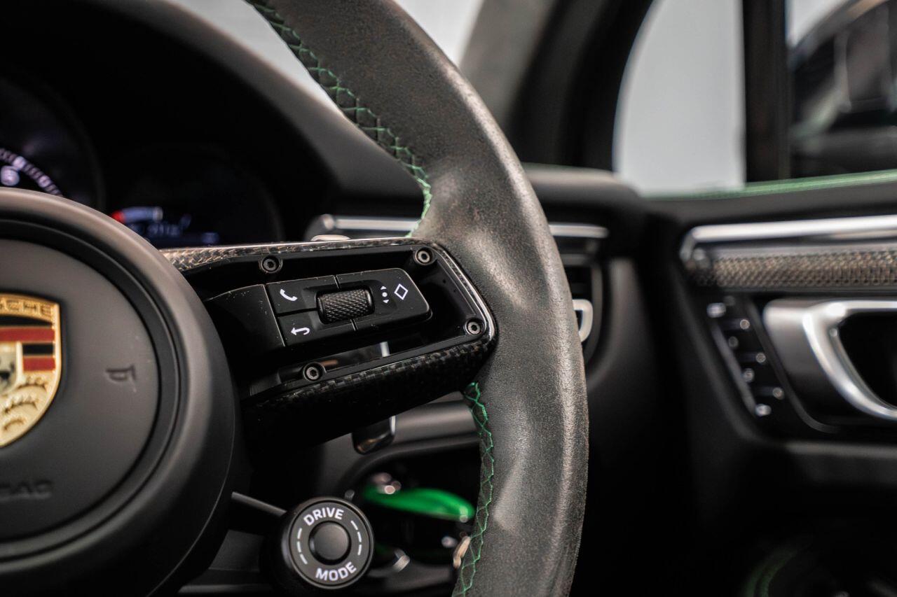 Porsche Macan view 46