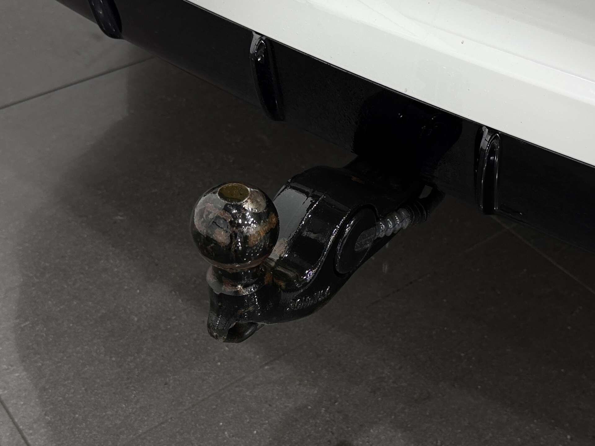 Porsche Cayenne view 30