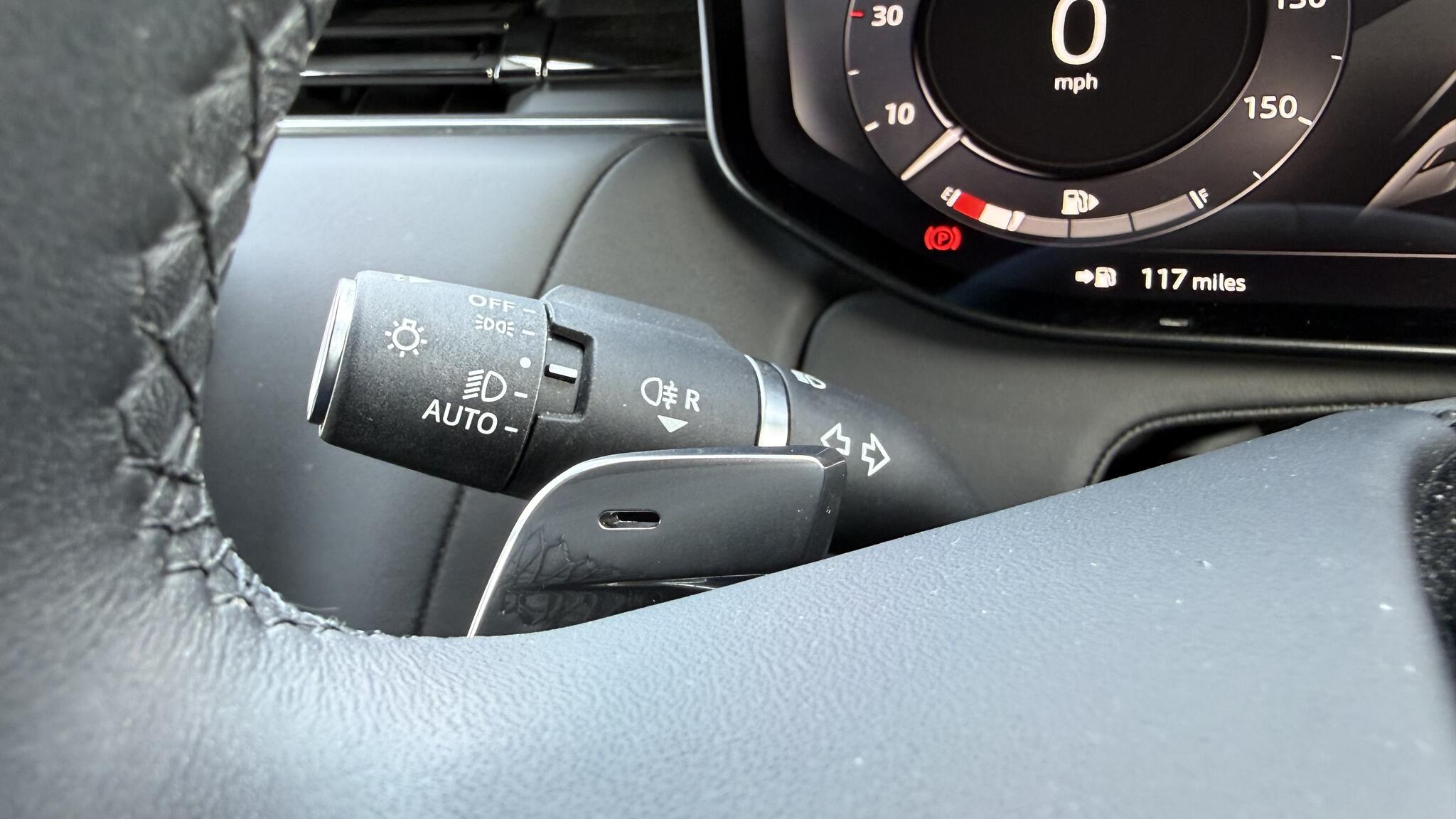 Land Rover Range Rover Sport view 25