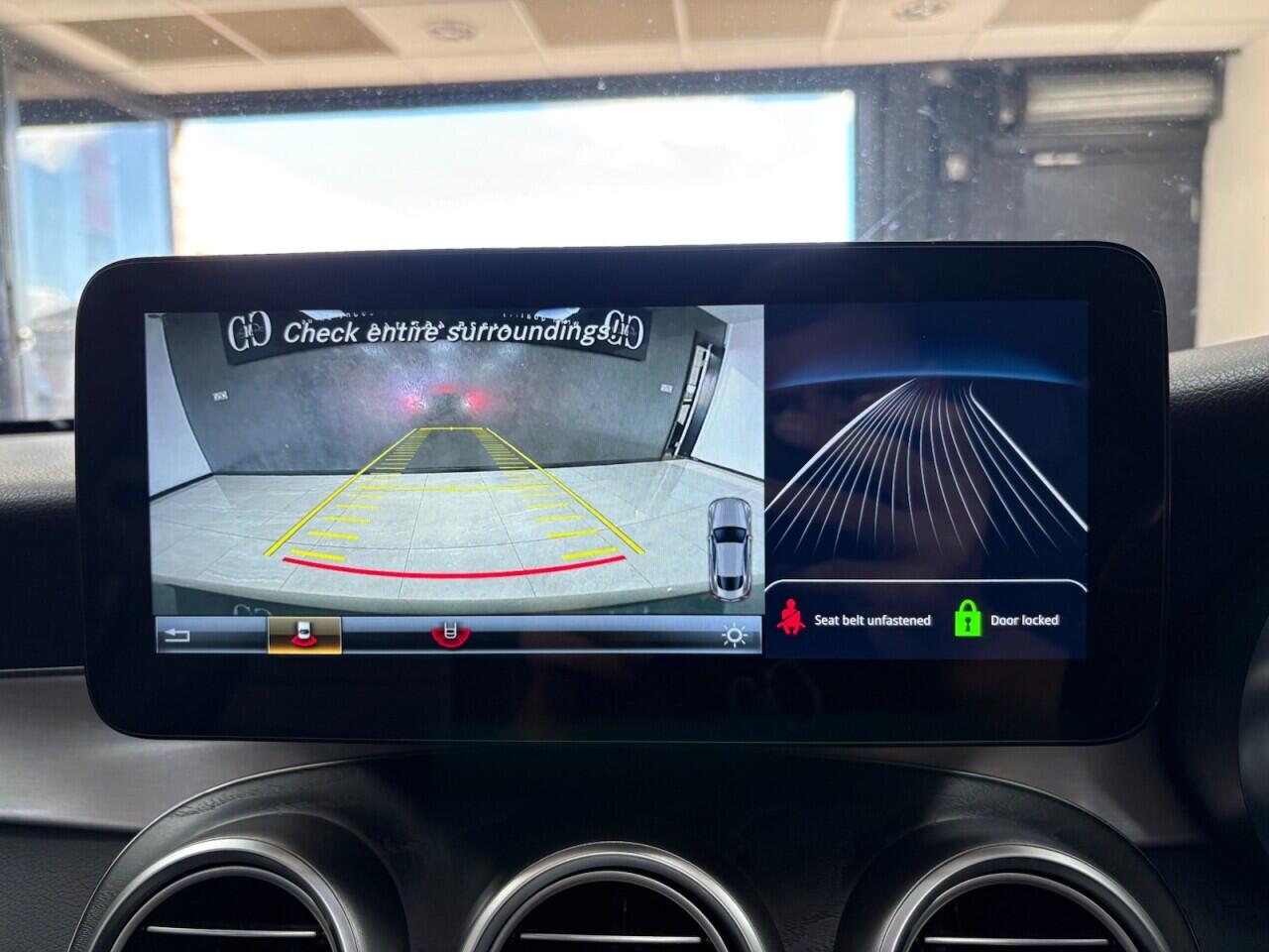 Mercedes-Benz C-Class view 22