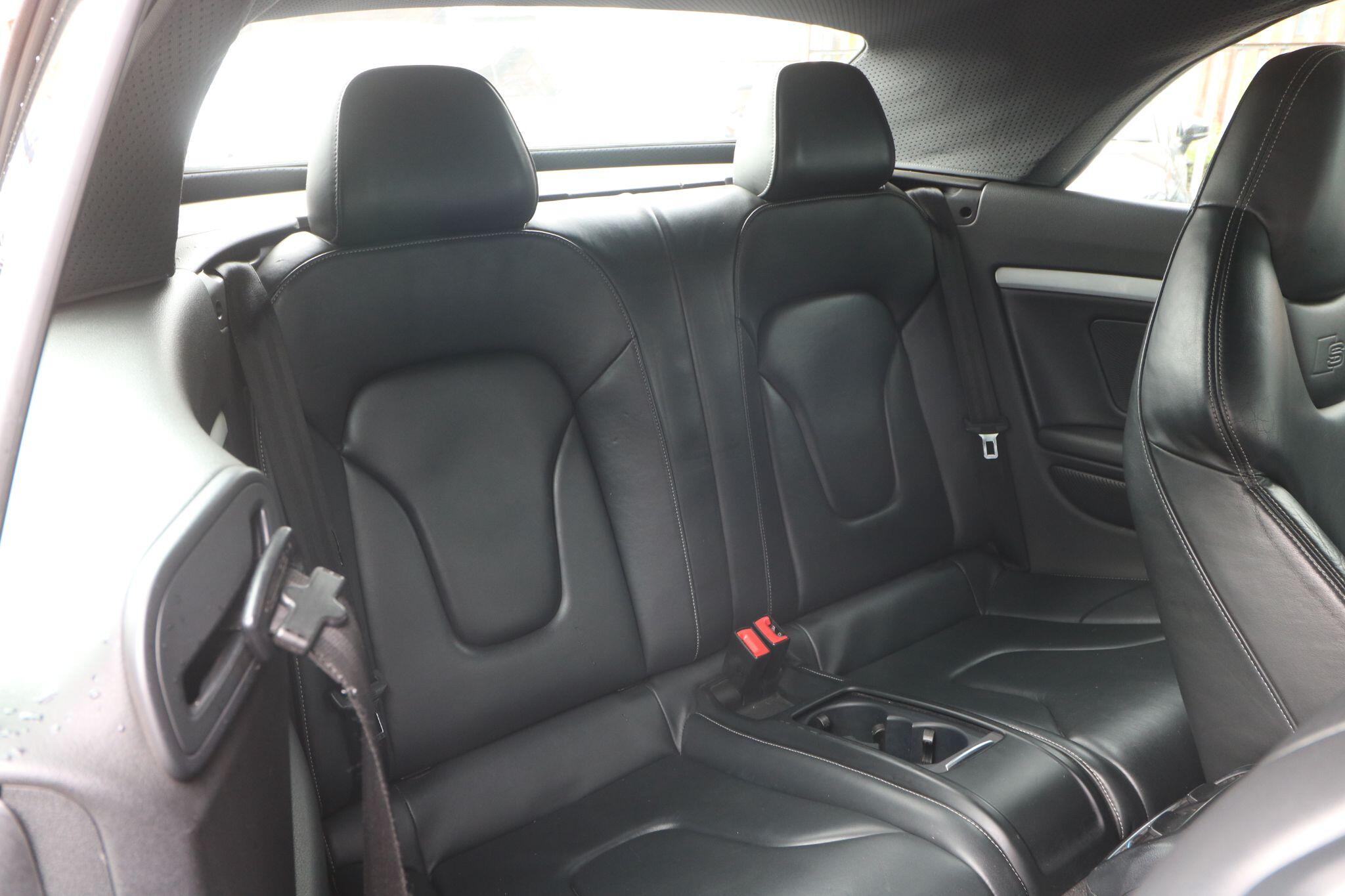 Audi S5 view 15