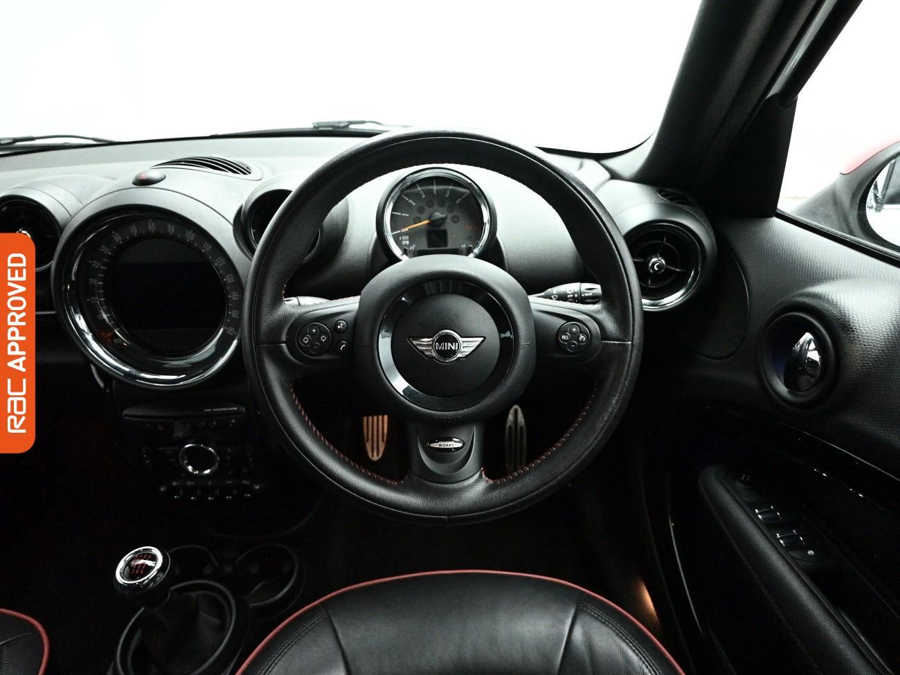Mini Countryman view 9
