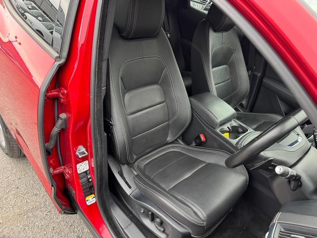 Jaguar E-Pace view 16