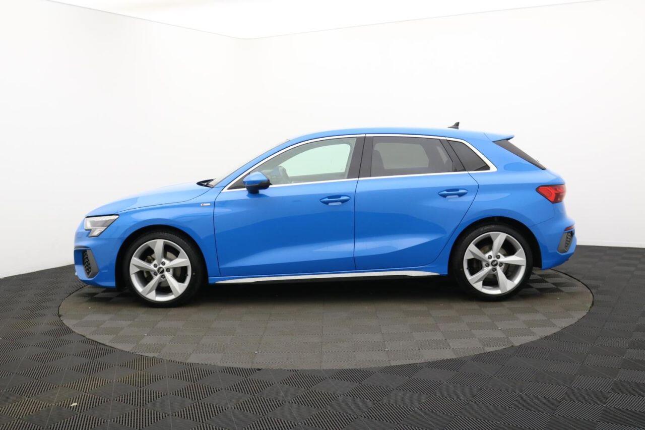 Audi A3 view 7