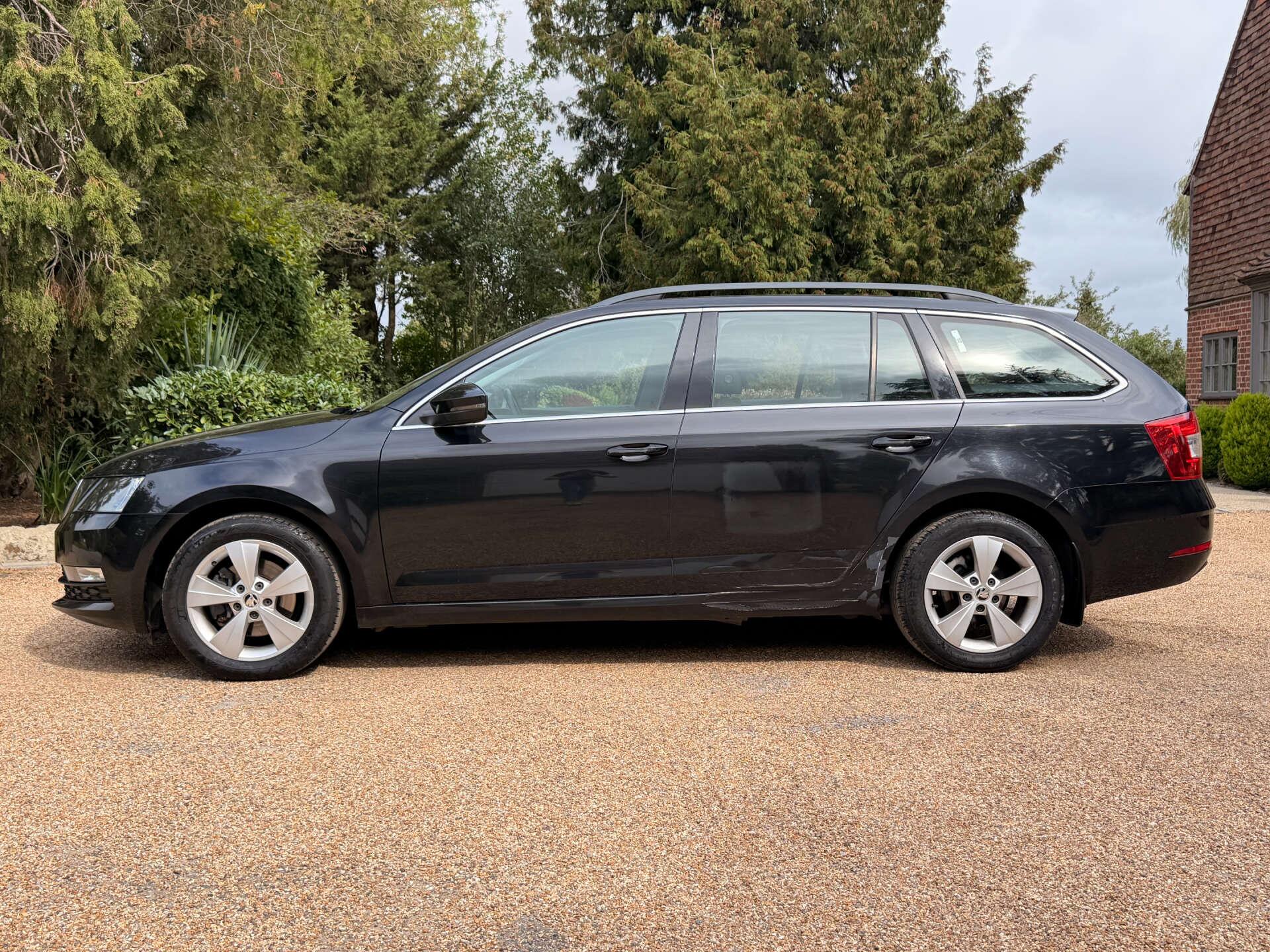 Skoda Octavia view 2