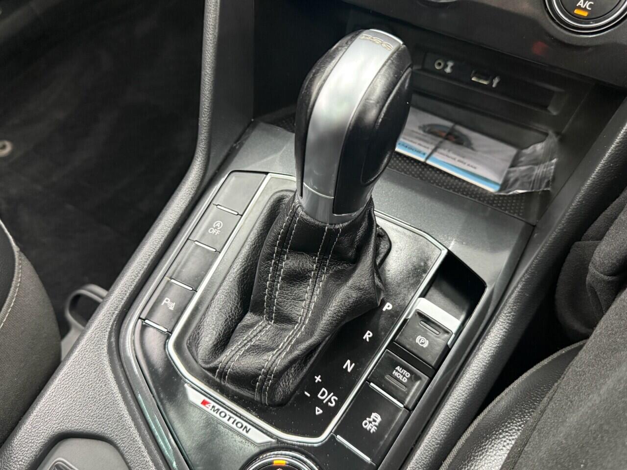 Volkswagen Tiguan view 20