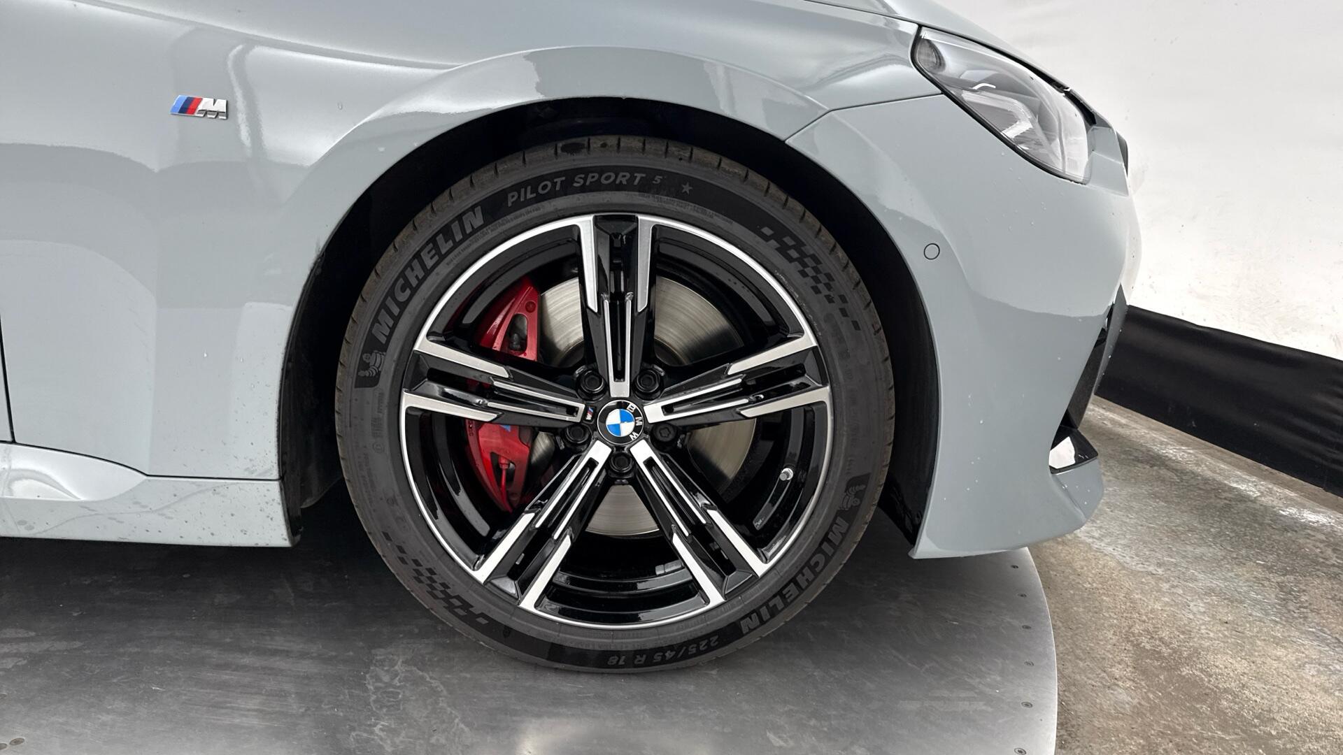 BMW 2 Series view 14