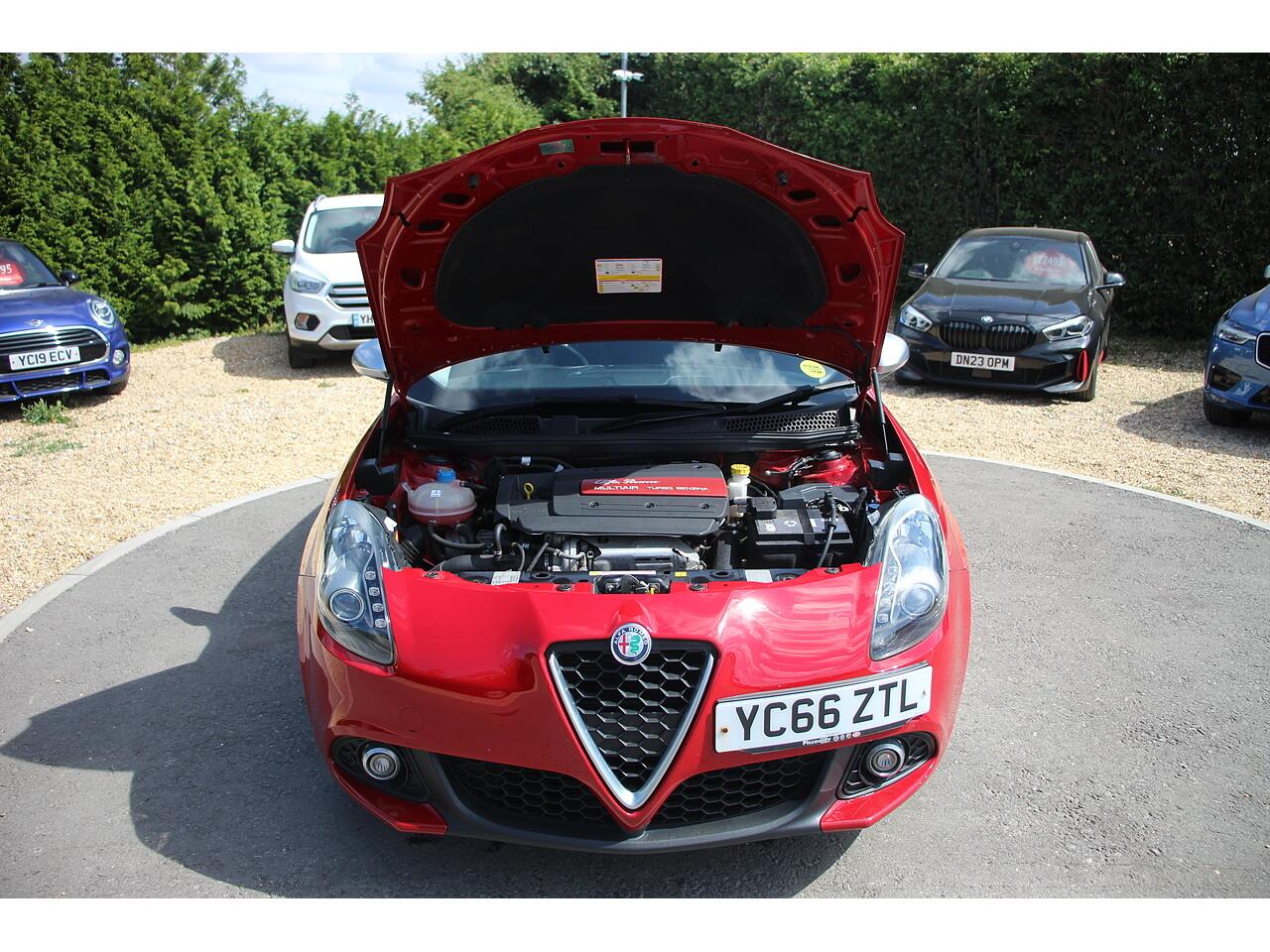 Alfa Romeo Giulietta view 40