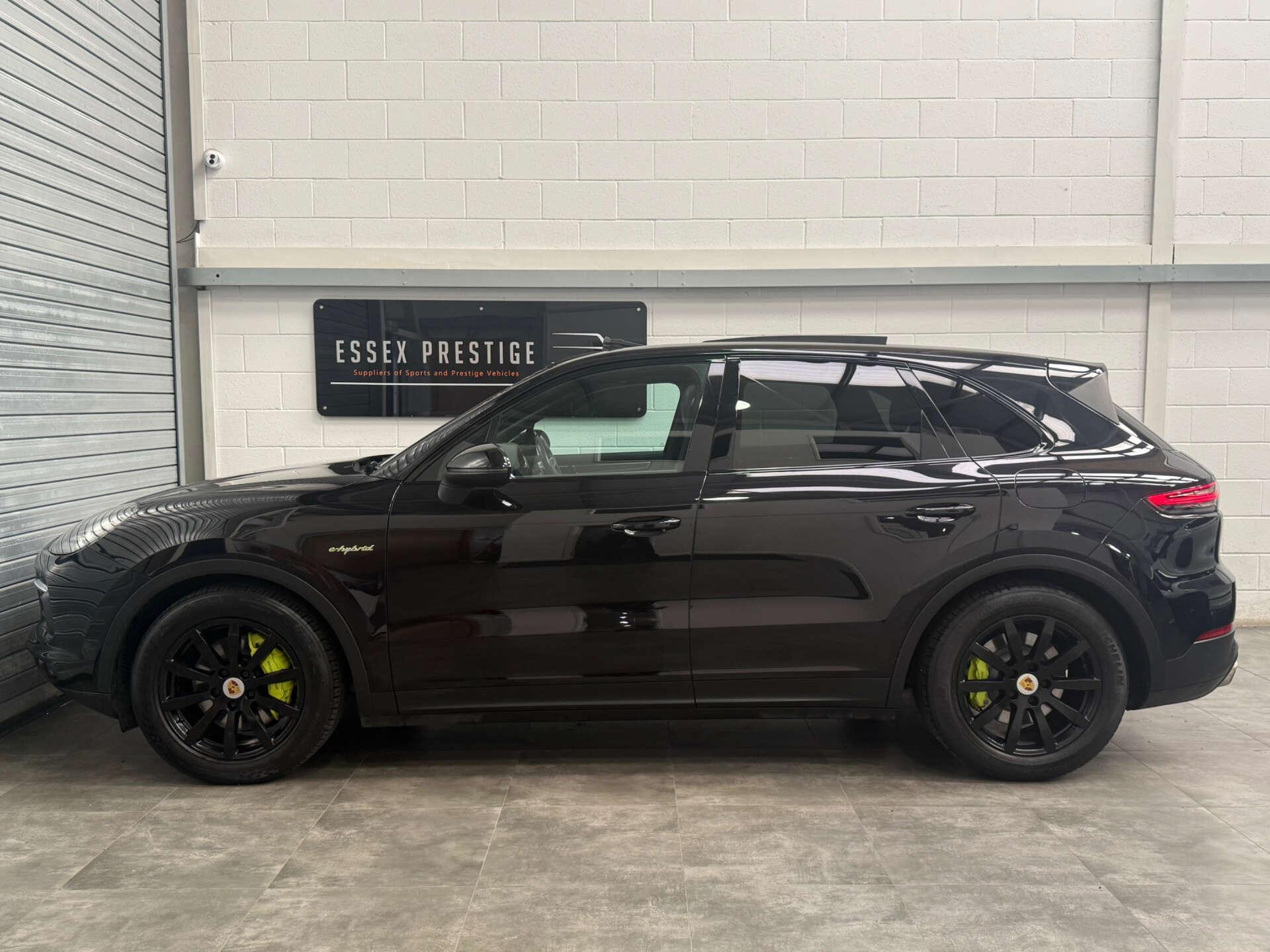 Porsche Cayenne view 4