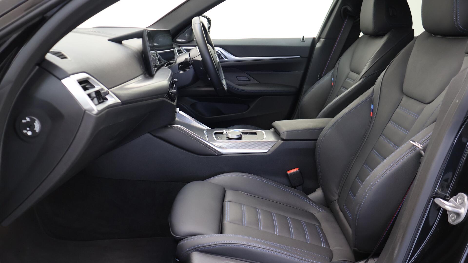 BMW i4 view 26