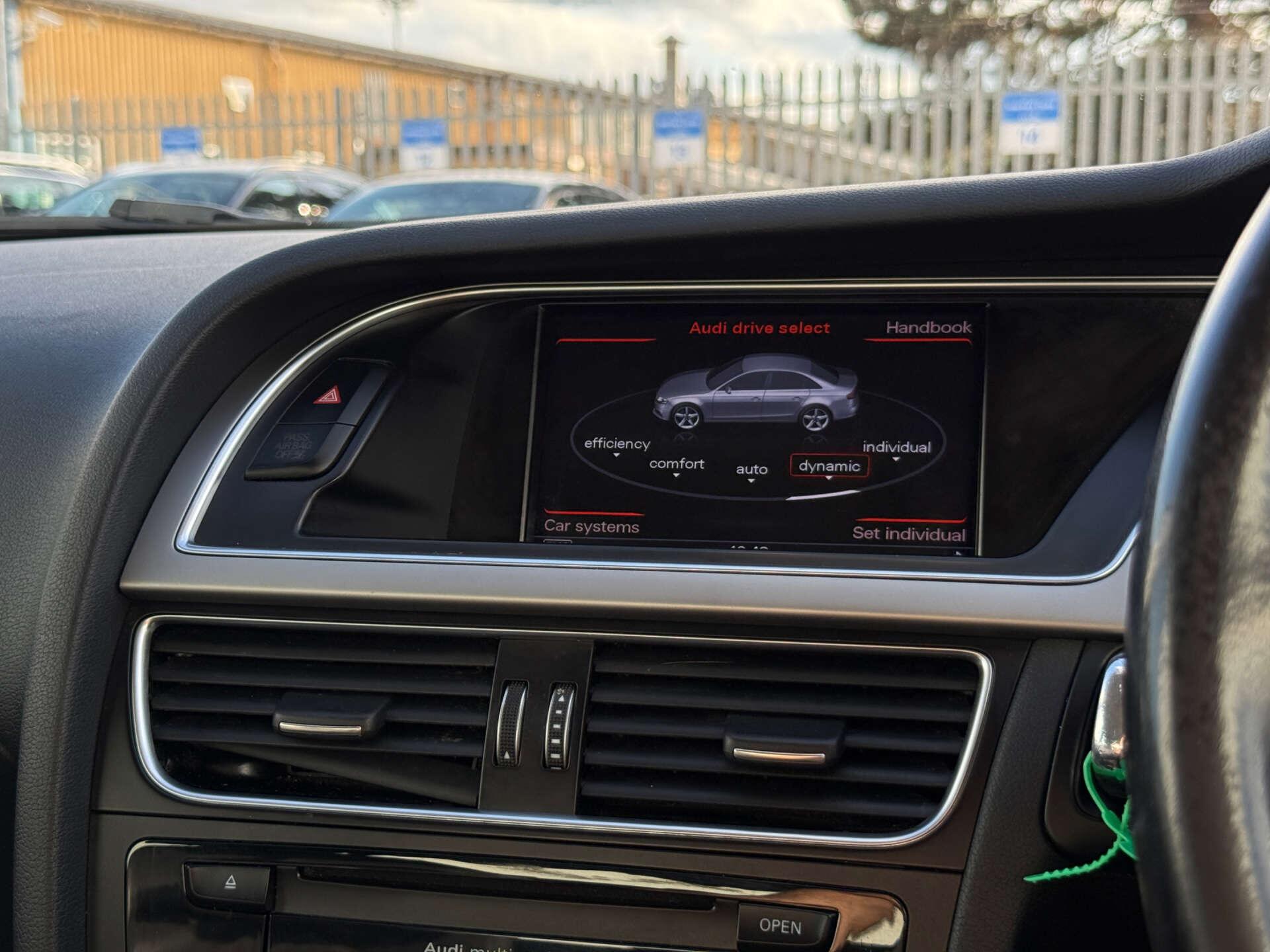 Audi A4 view 13