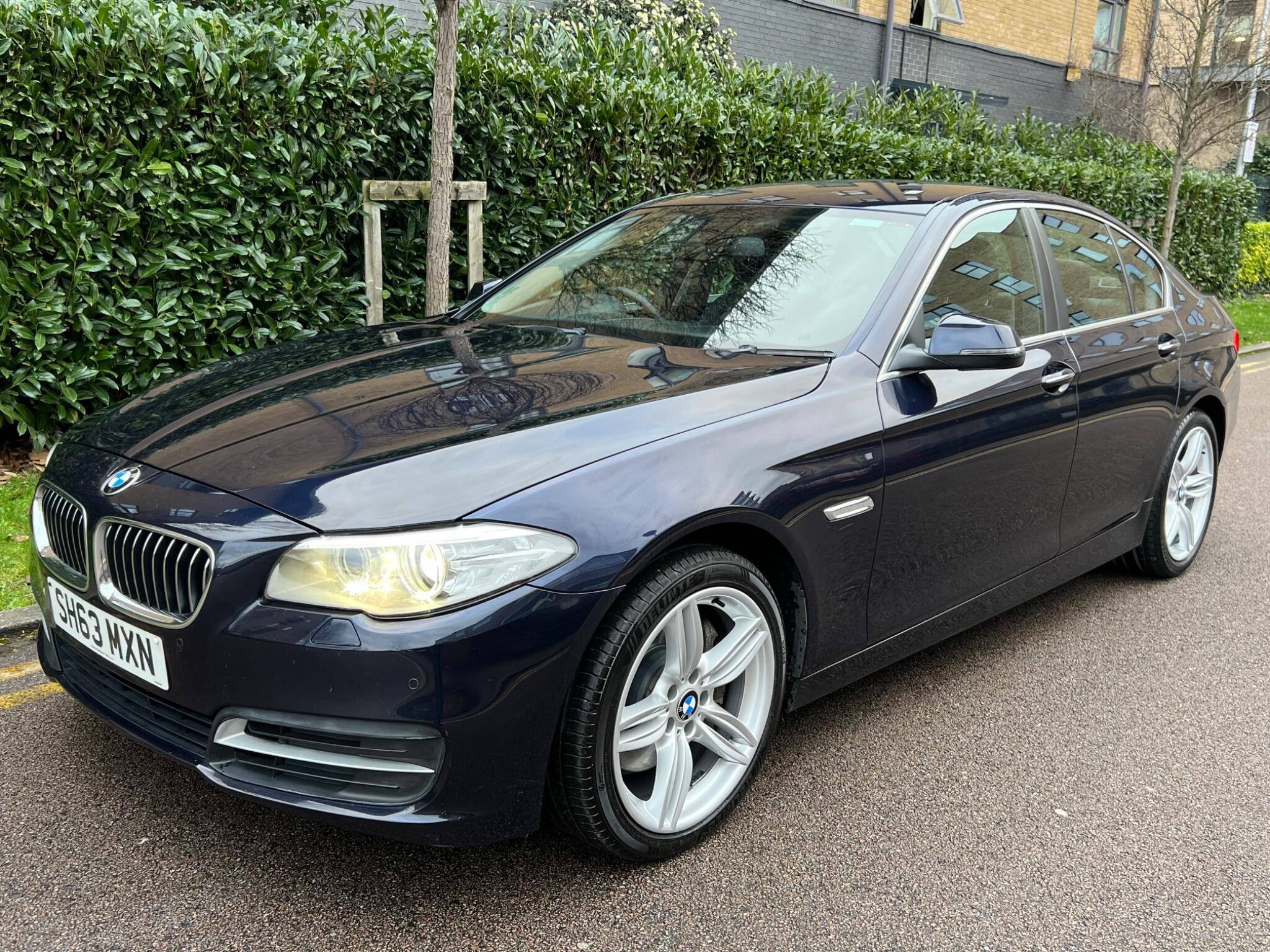 BMW 5 Series view 6