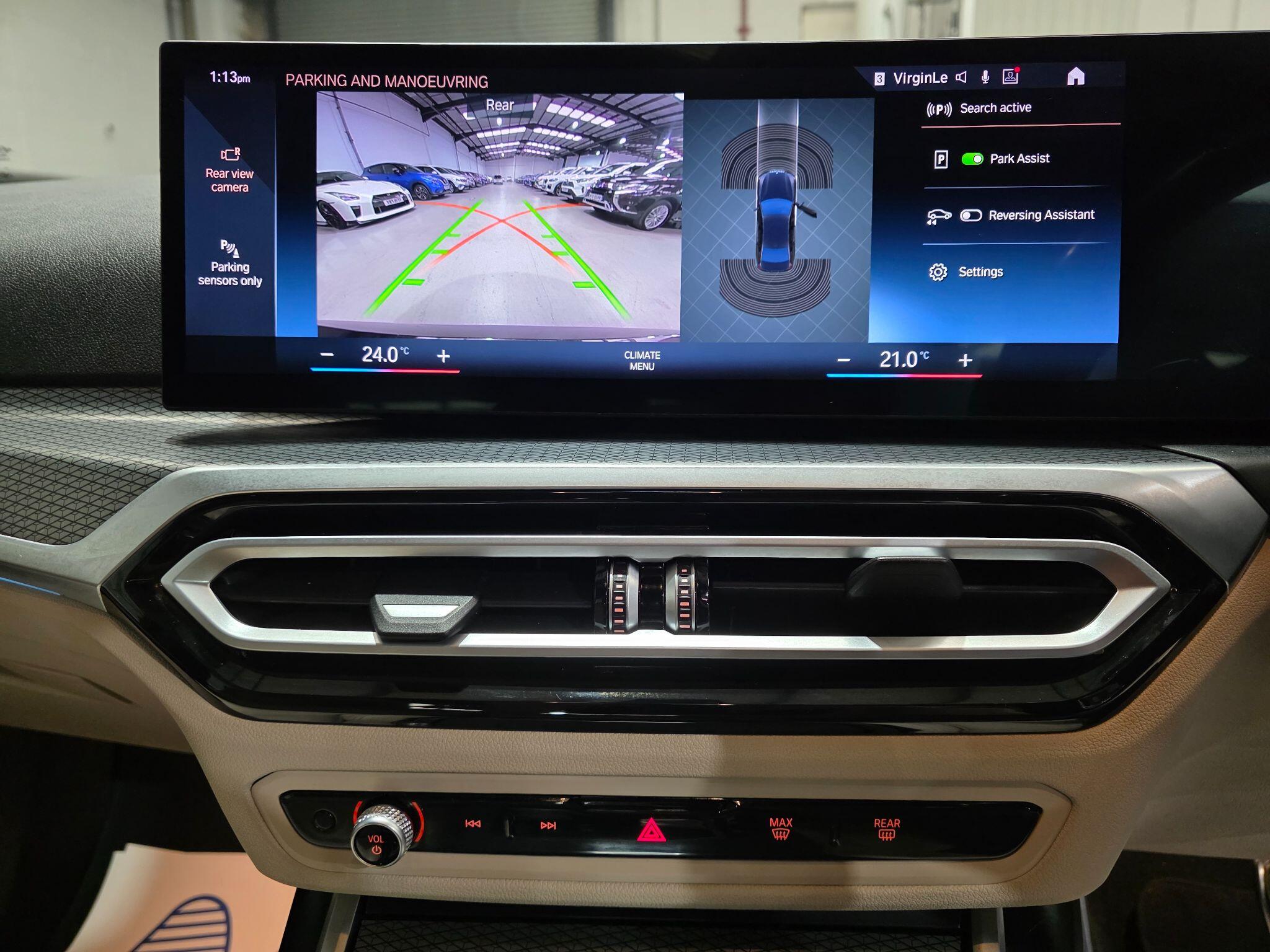 BMW 3 Series view 8