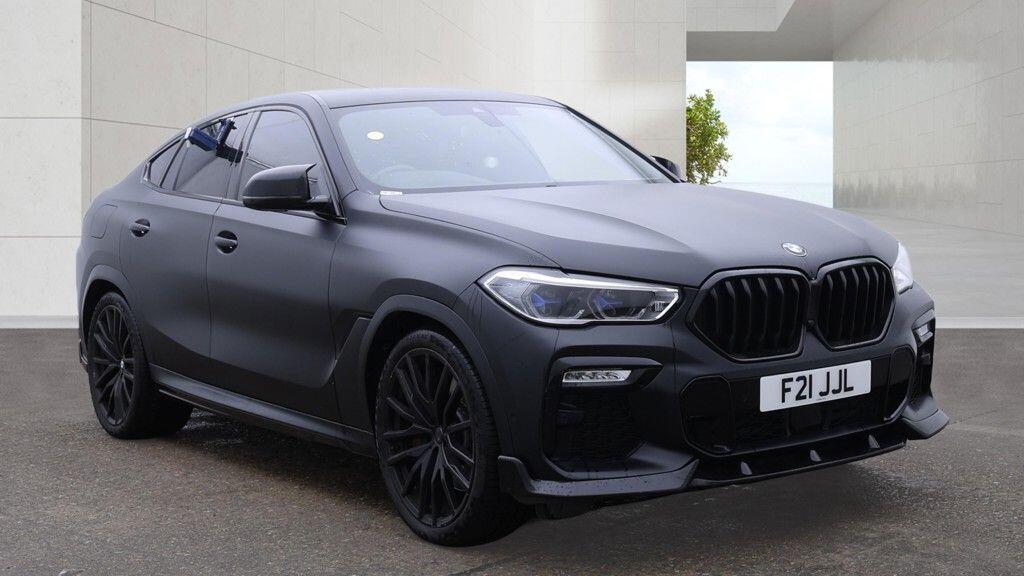 BMW X6 view 14