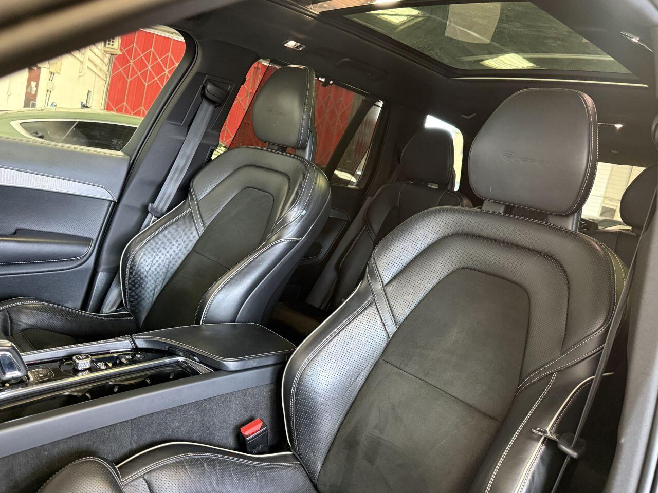 Volvo XC90 view 62
