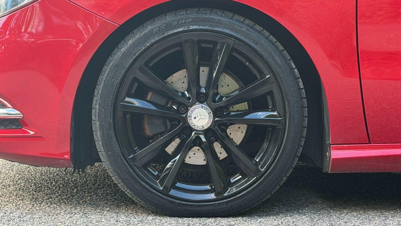 Mercedes-Benz B-Class view 34