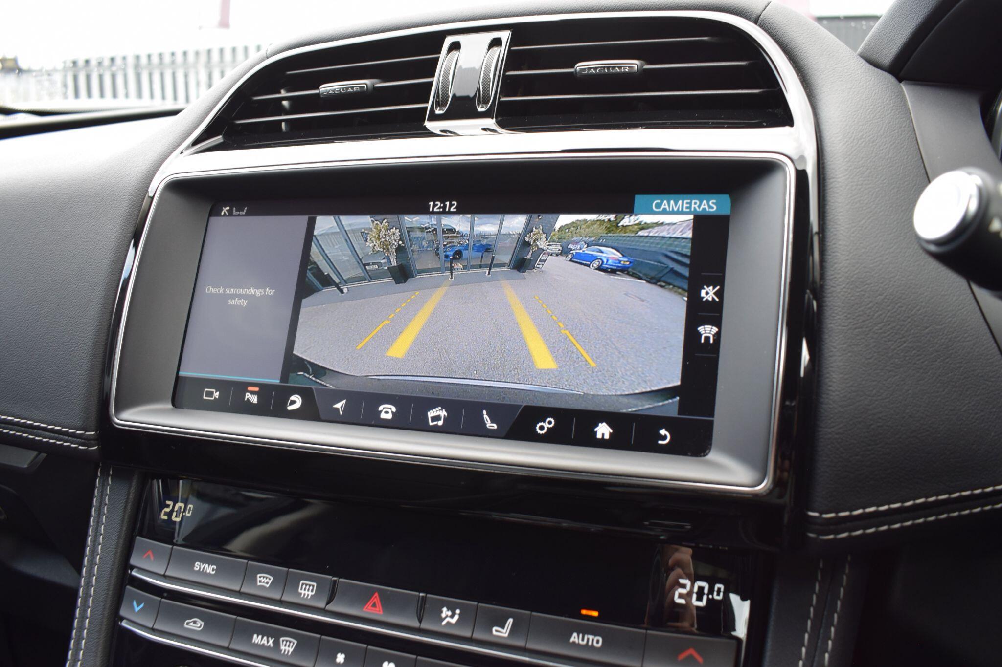 Jaguar F-Pace view 20