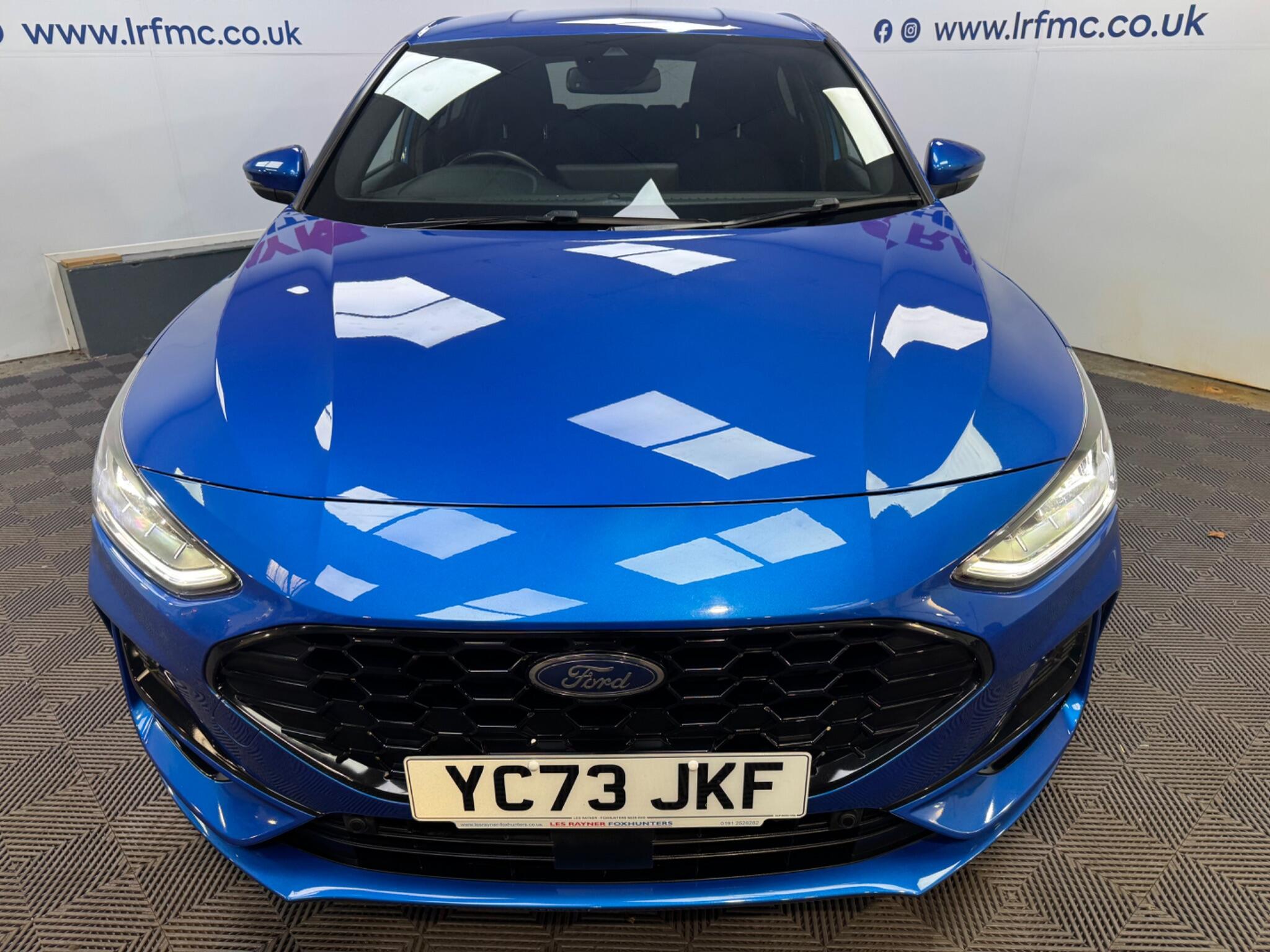 Ford Focus view 6