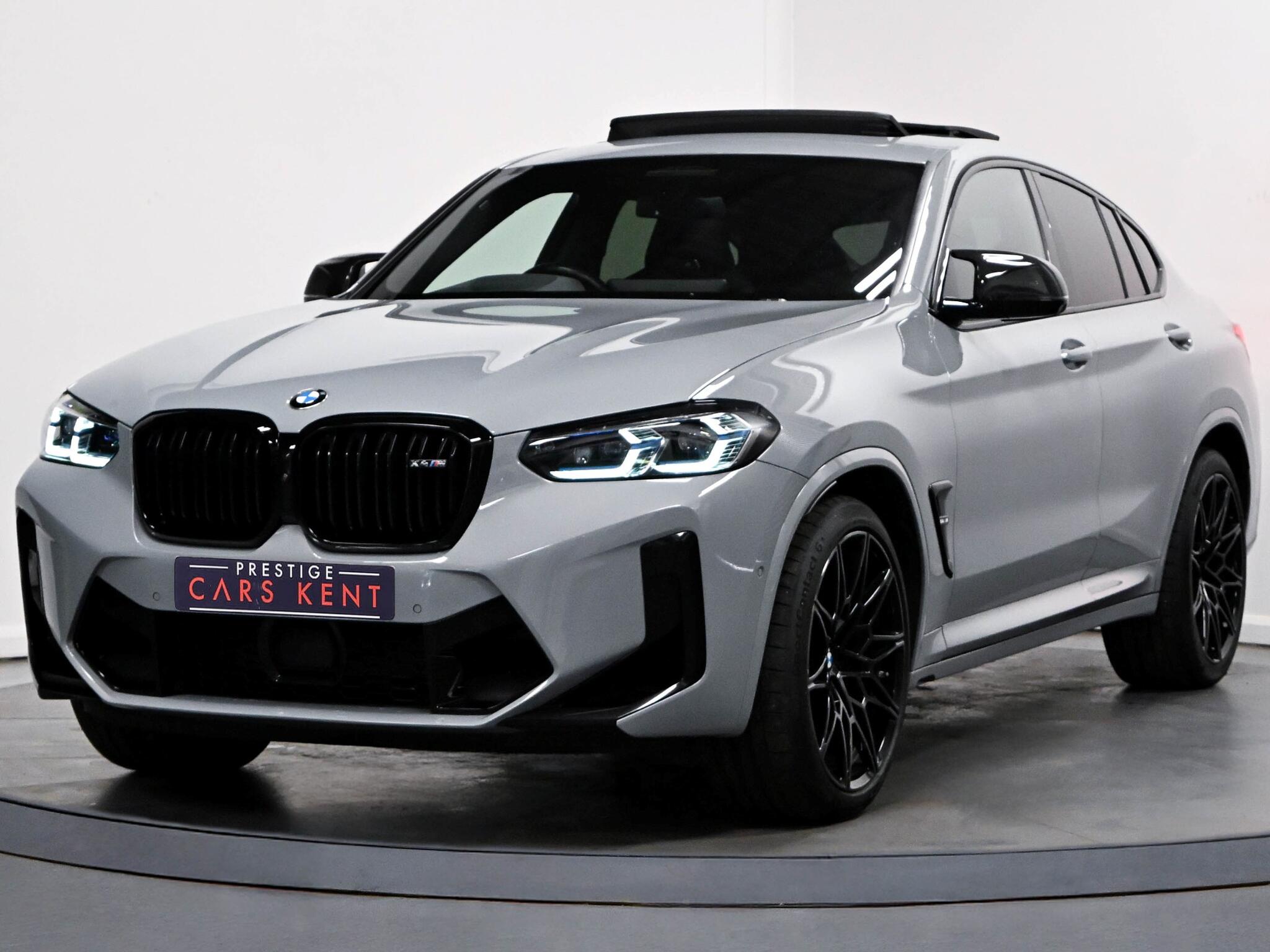 BMW X4 M view 6