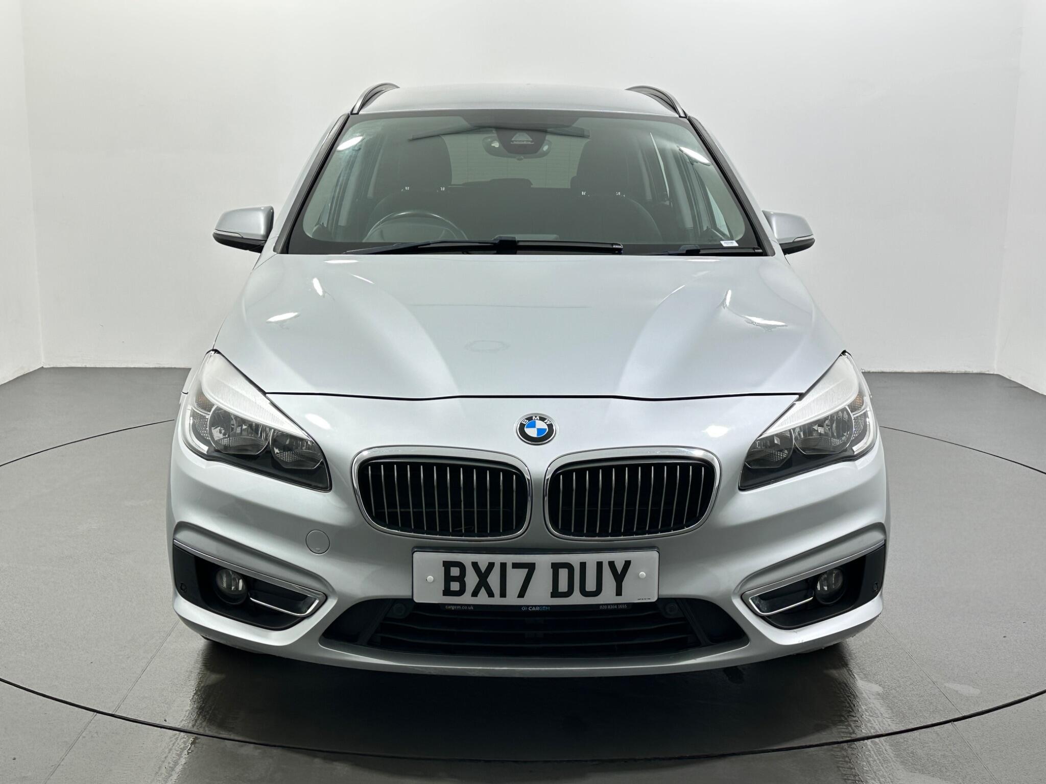BMW 2 Series view 3