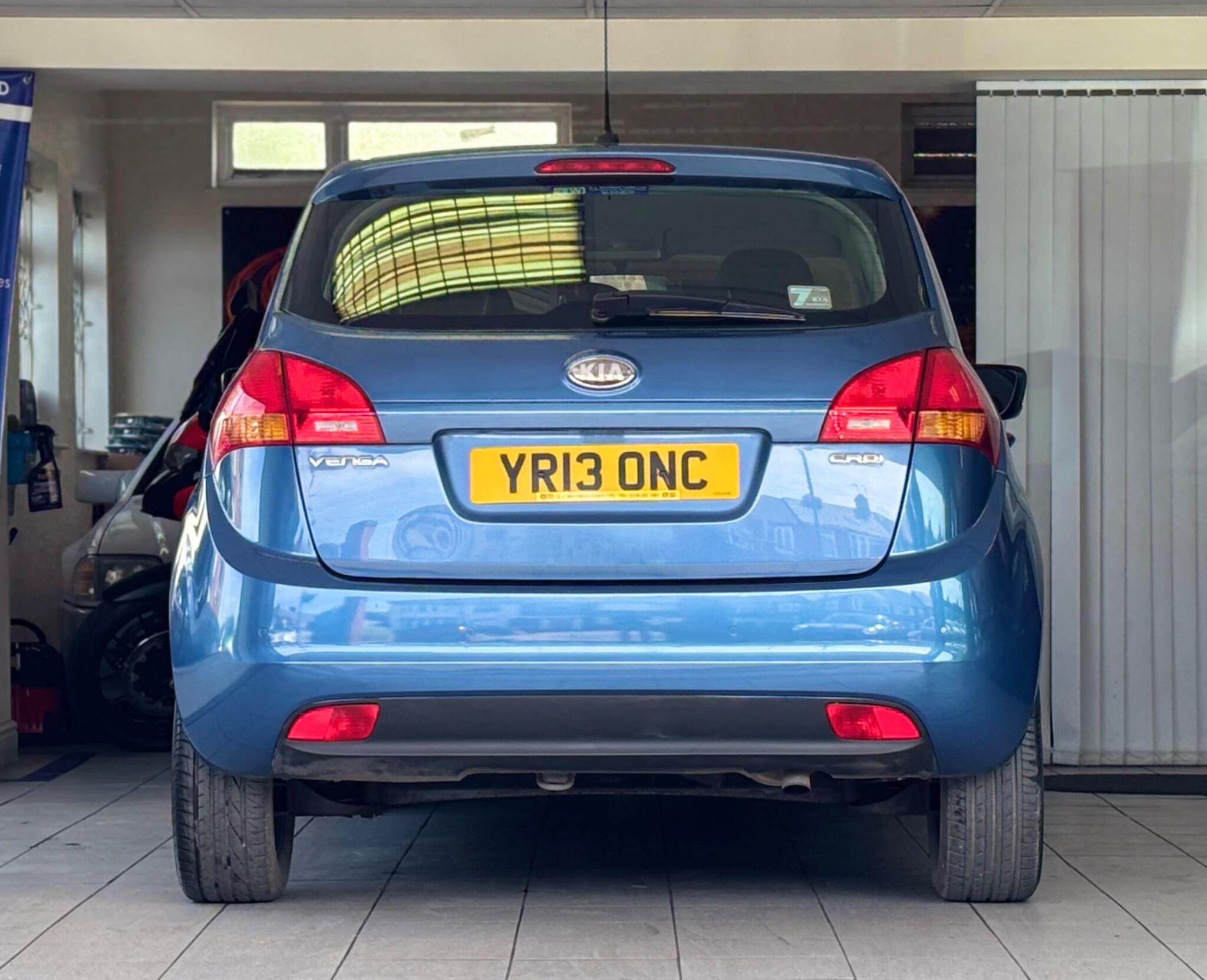Kia Venga view 7
