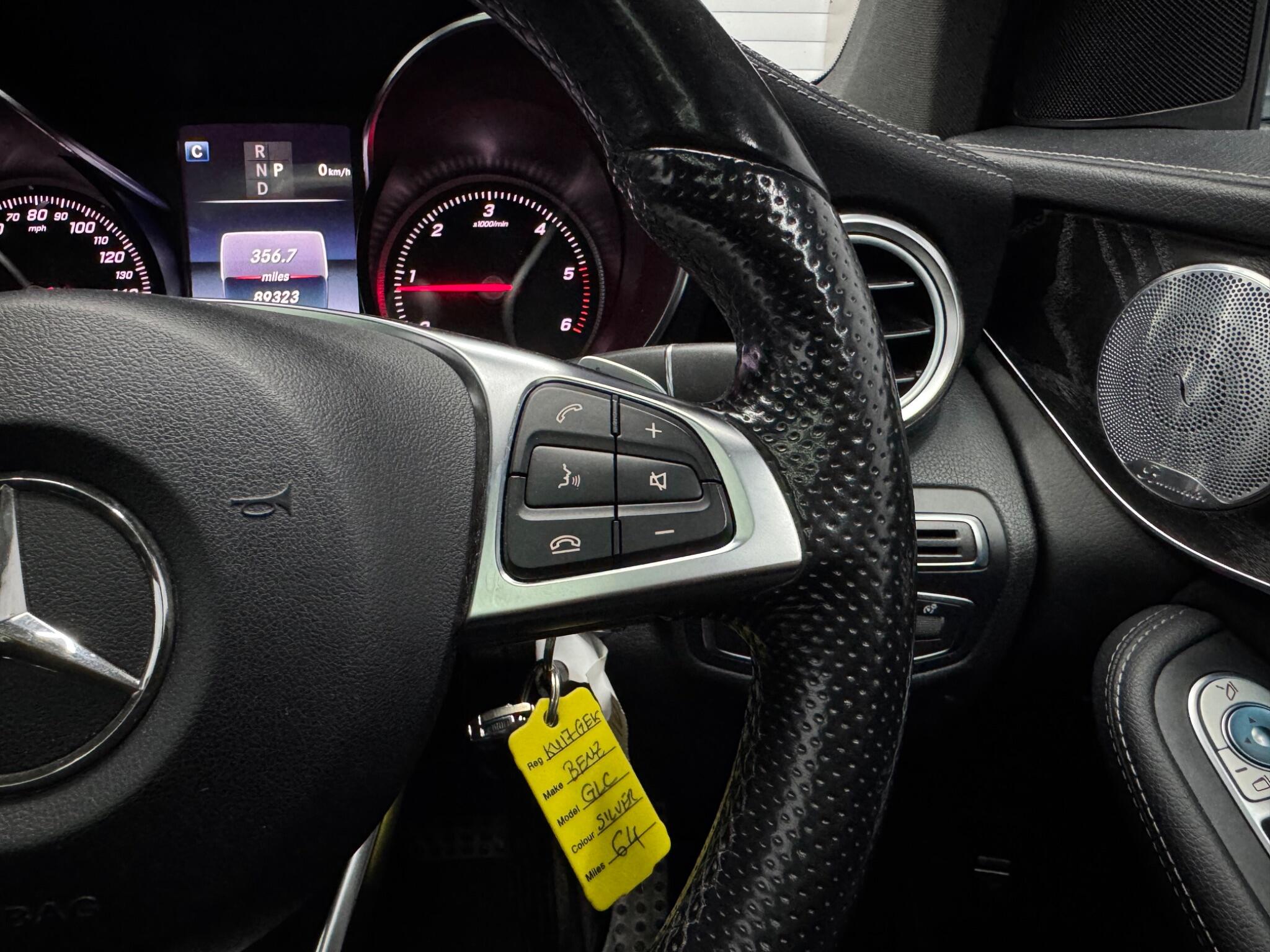 Mercedes-Benz GLC view 9