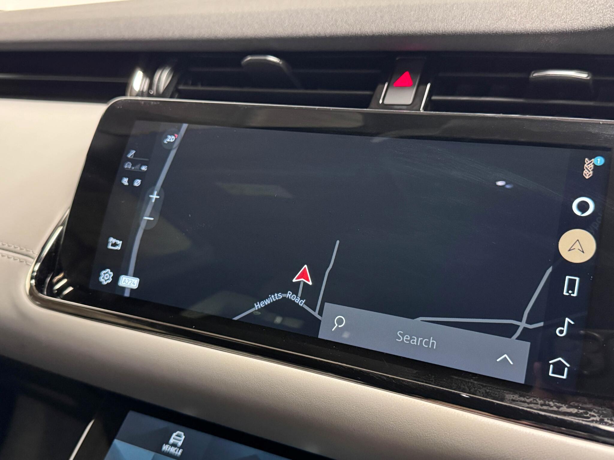 Land Rover Range Rover Evoque view 9
