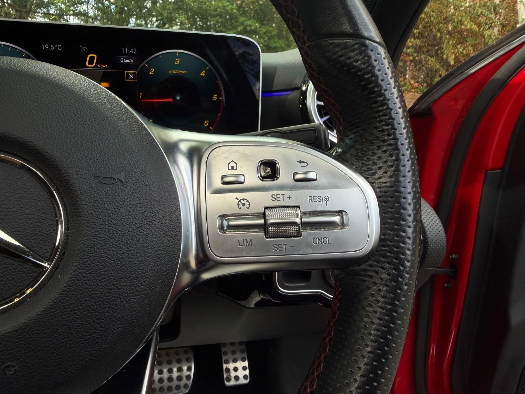 Mercedes-Benz A-Class view 28