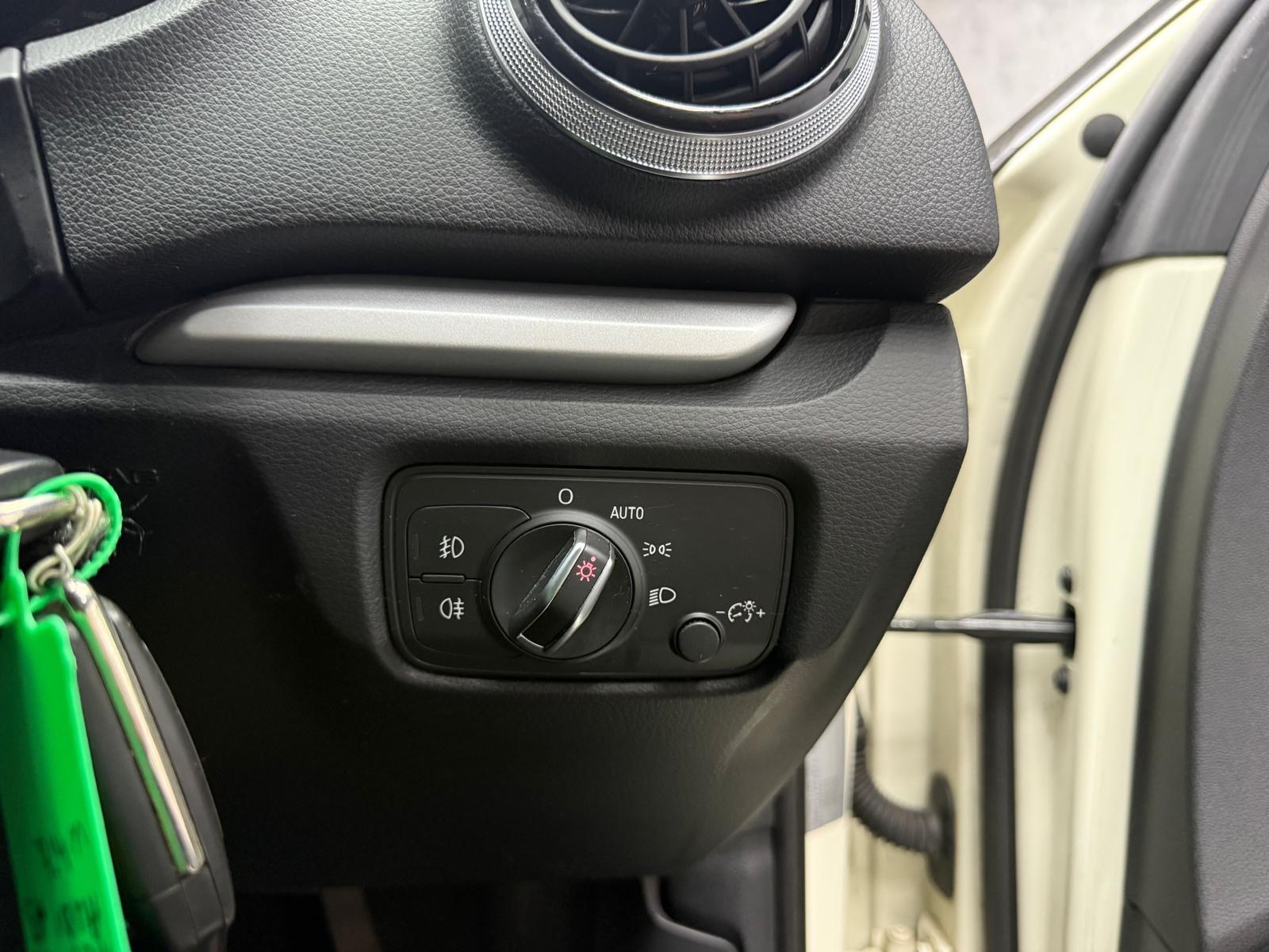 Audi A3 view 25