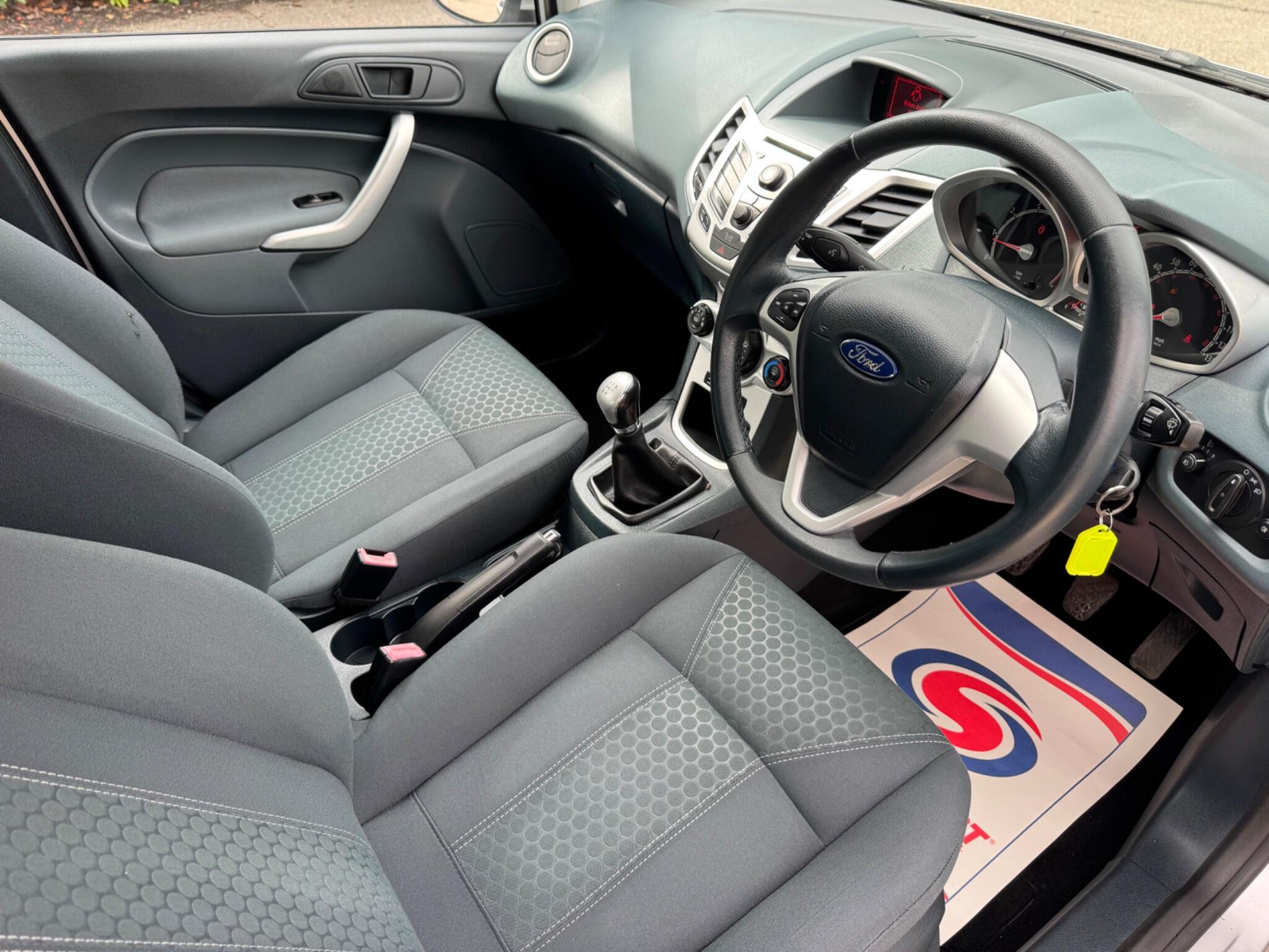 Ford Fiesta view 10