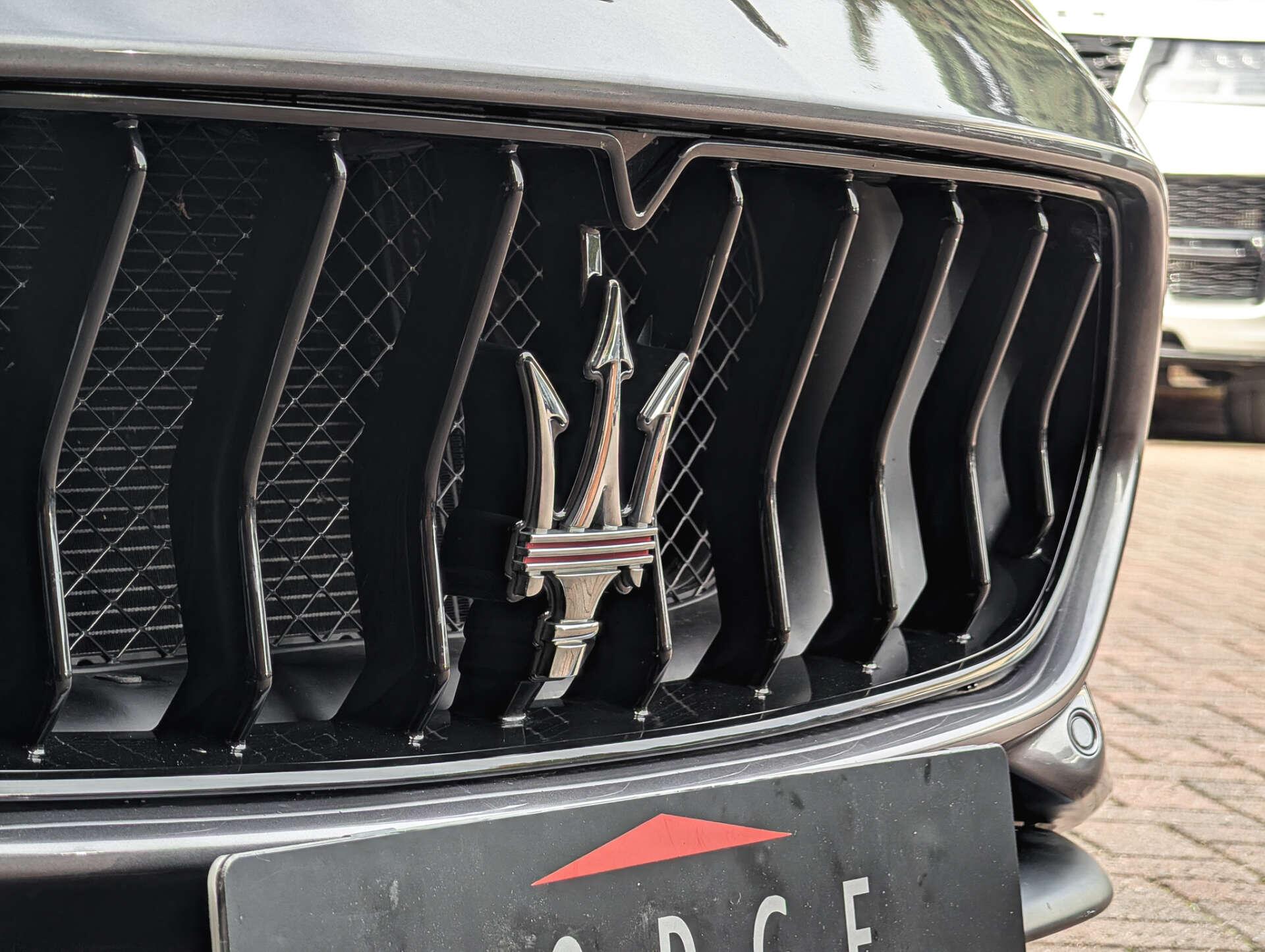 Maserati Grancabrio view 19