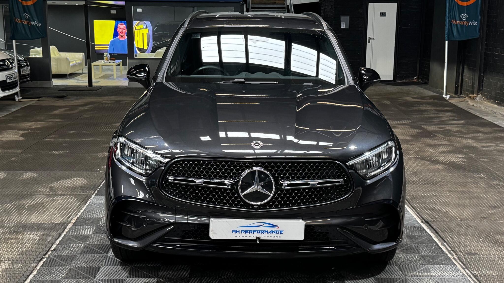 Mercedes-Benz GLC view 17