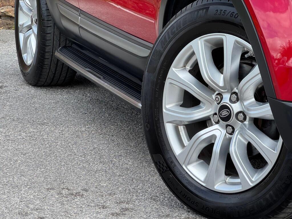Land Rover Range Rover Evoque view 33
