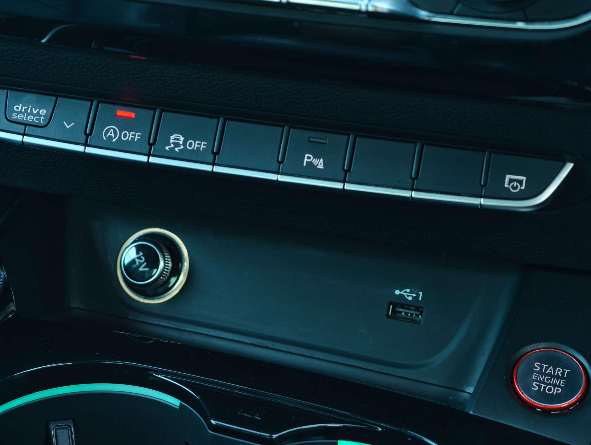Audi S5 view 36