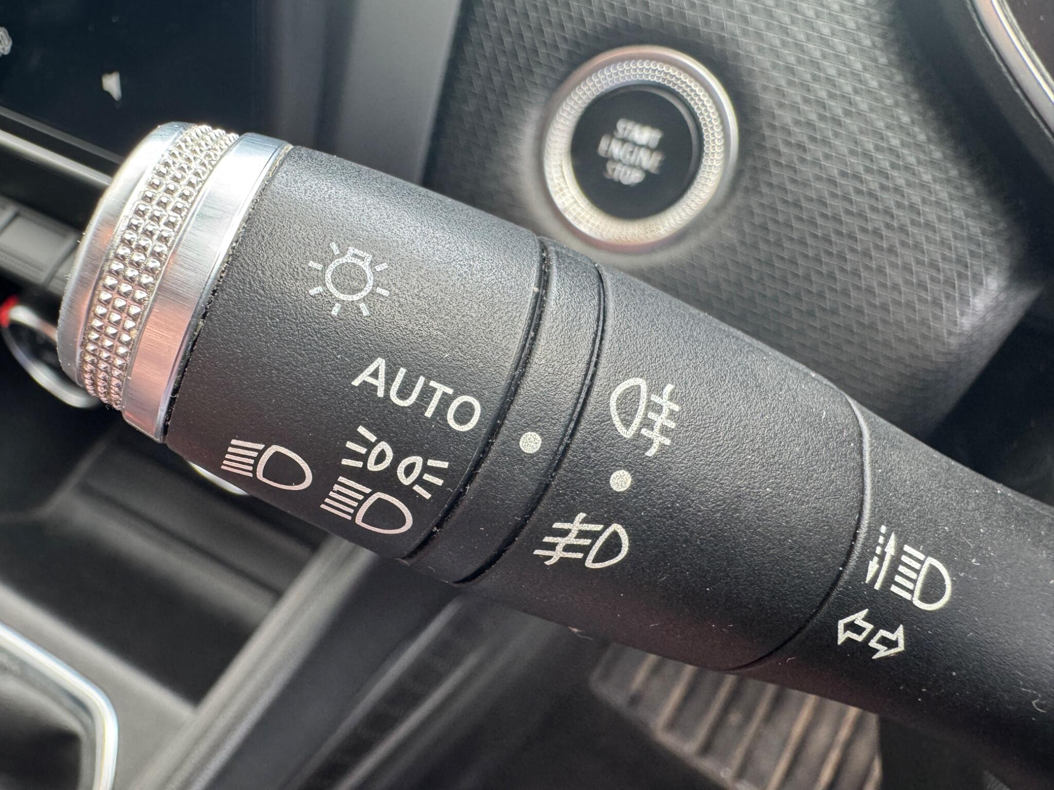 Renault Clio view 36