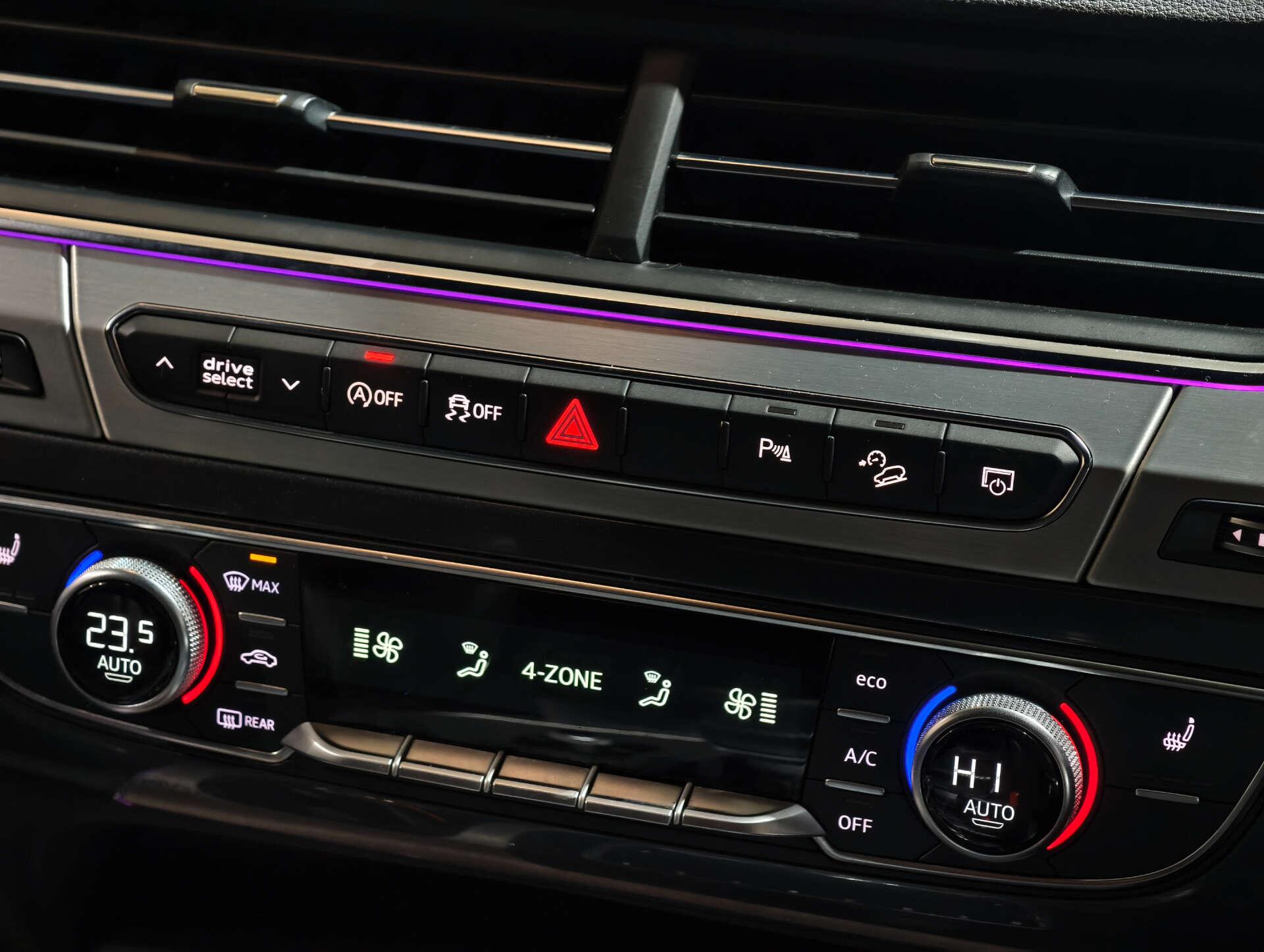 Audi Q7 view 35