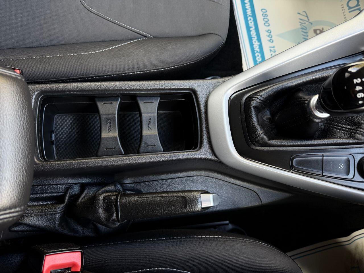 Ford Focus view 37