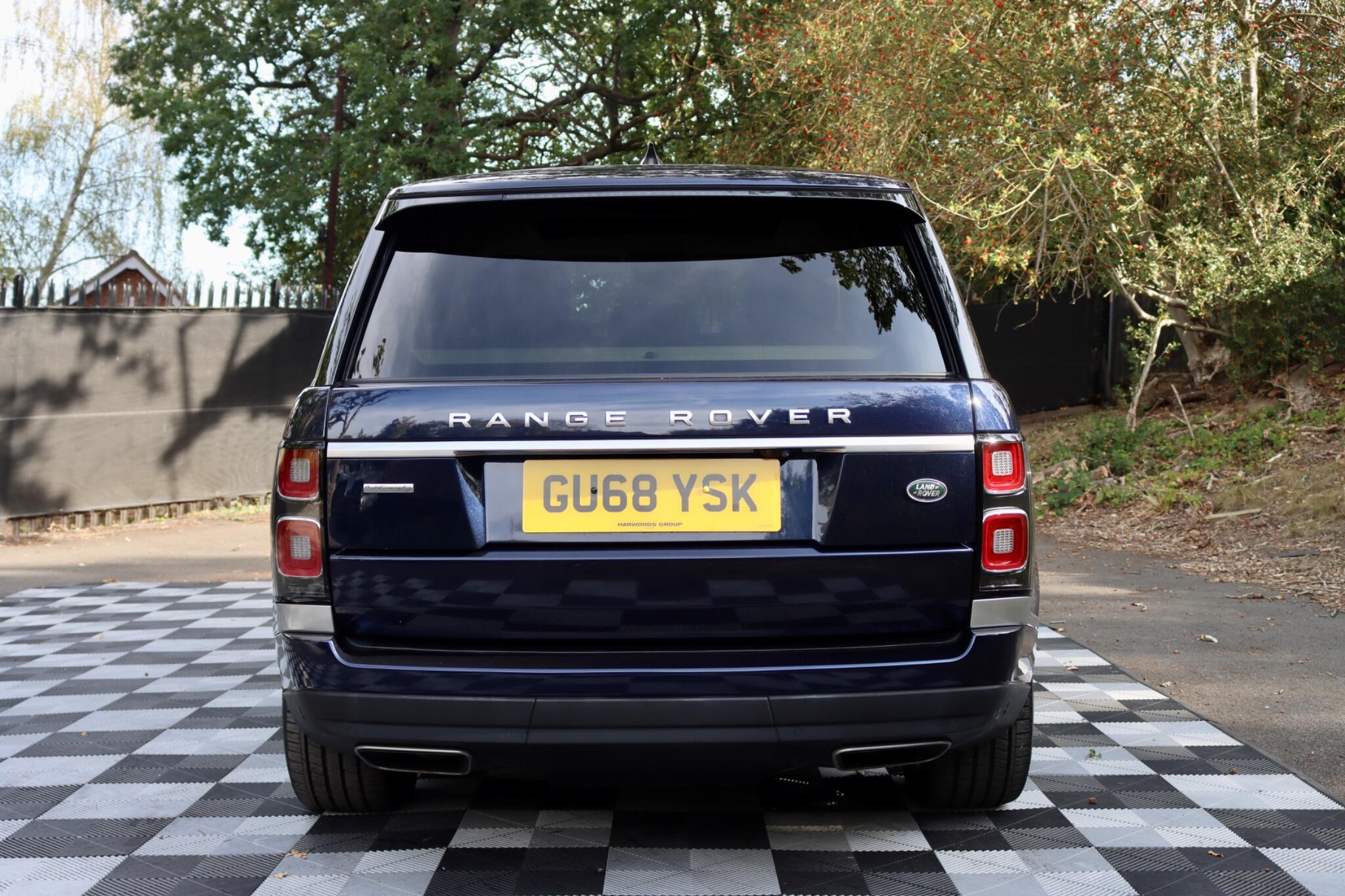Land Rover Range Rover view 19