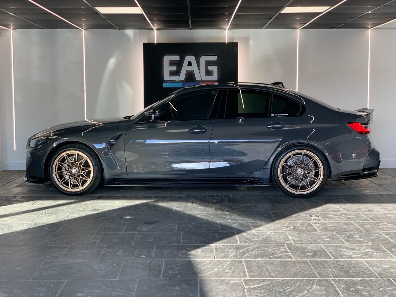 BMW M3 view 3